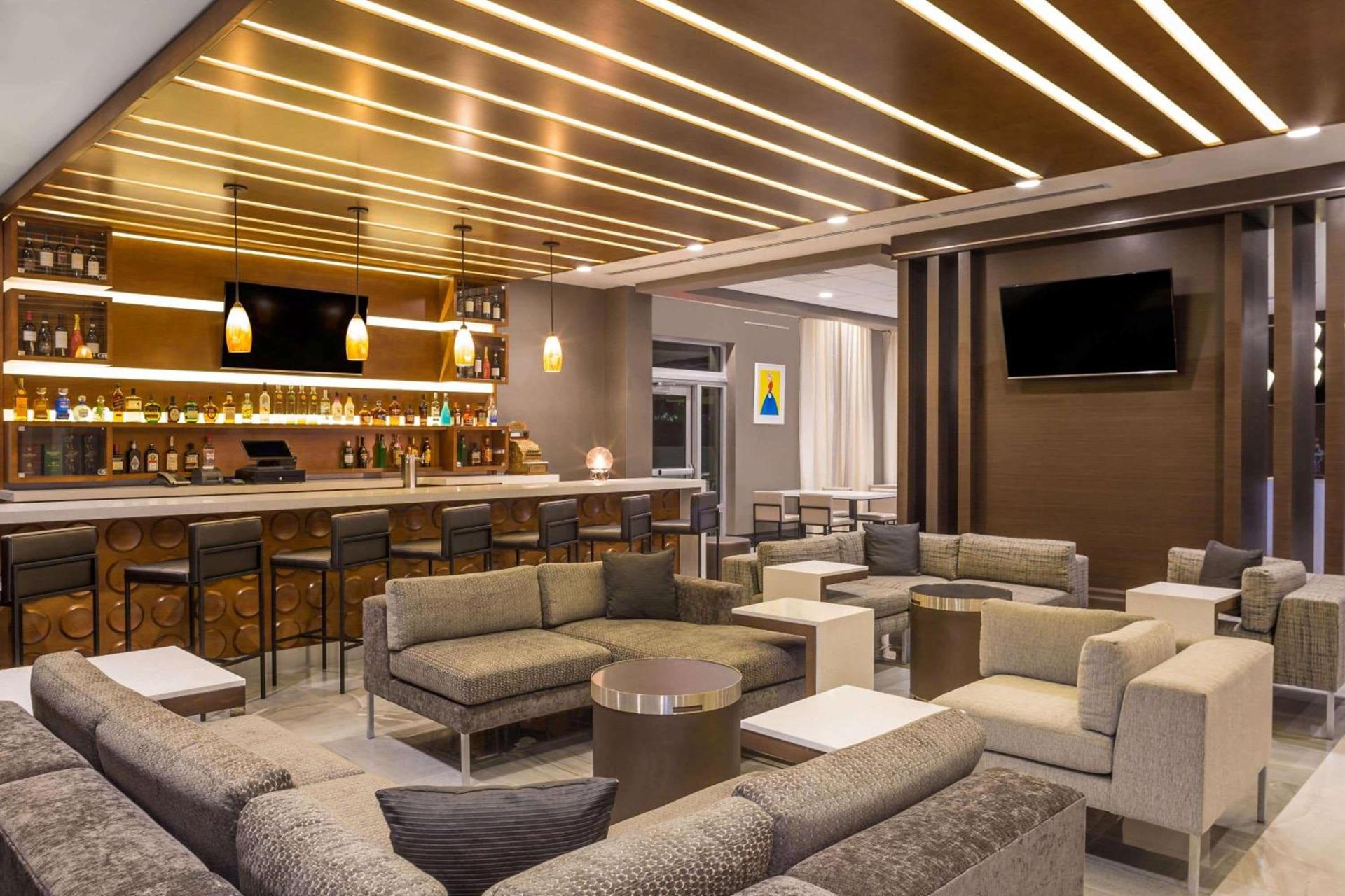 Wingate by Wyndham Miami Airport photo 54