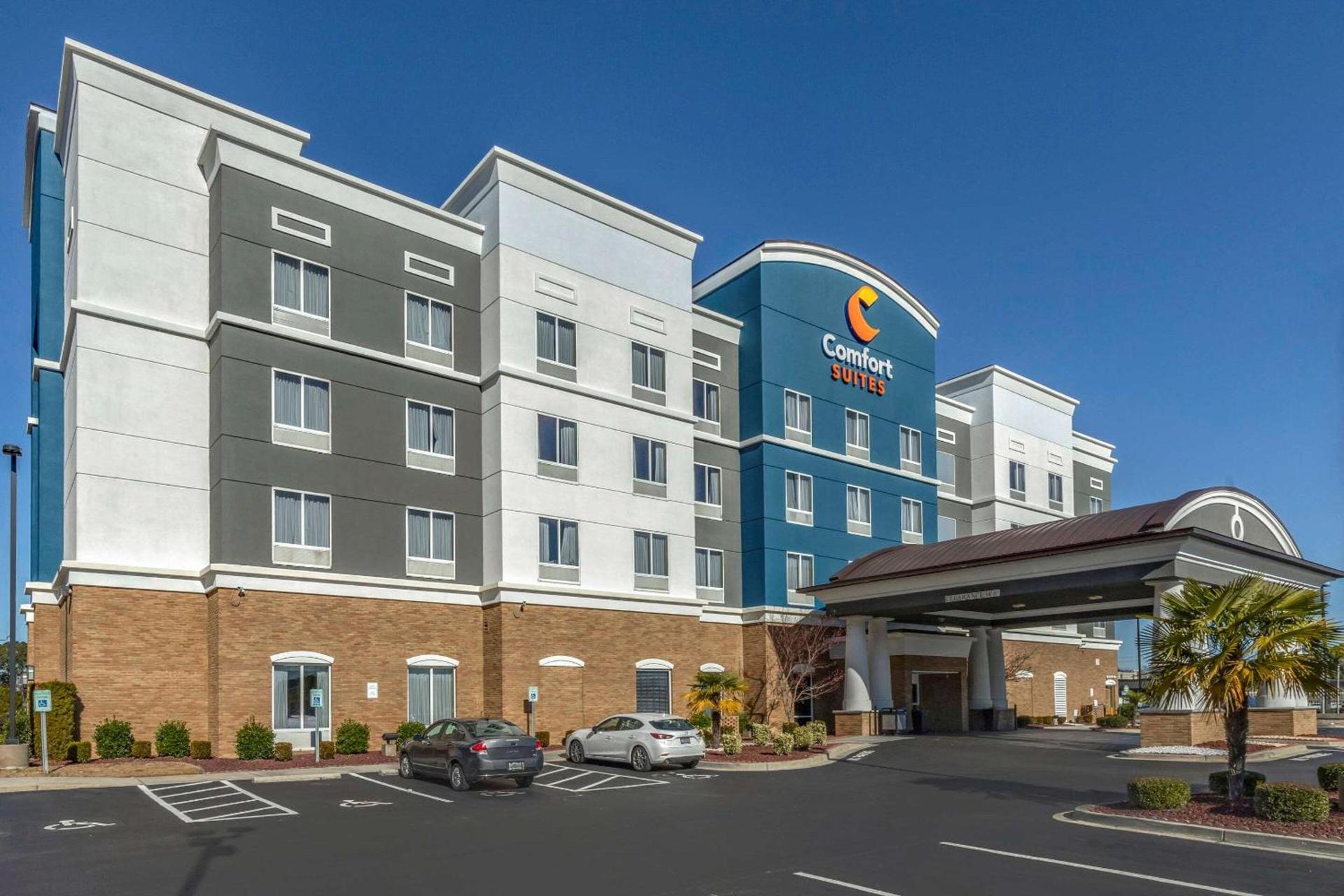 Comfort Suites Florence I-95 photo 2