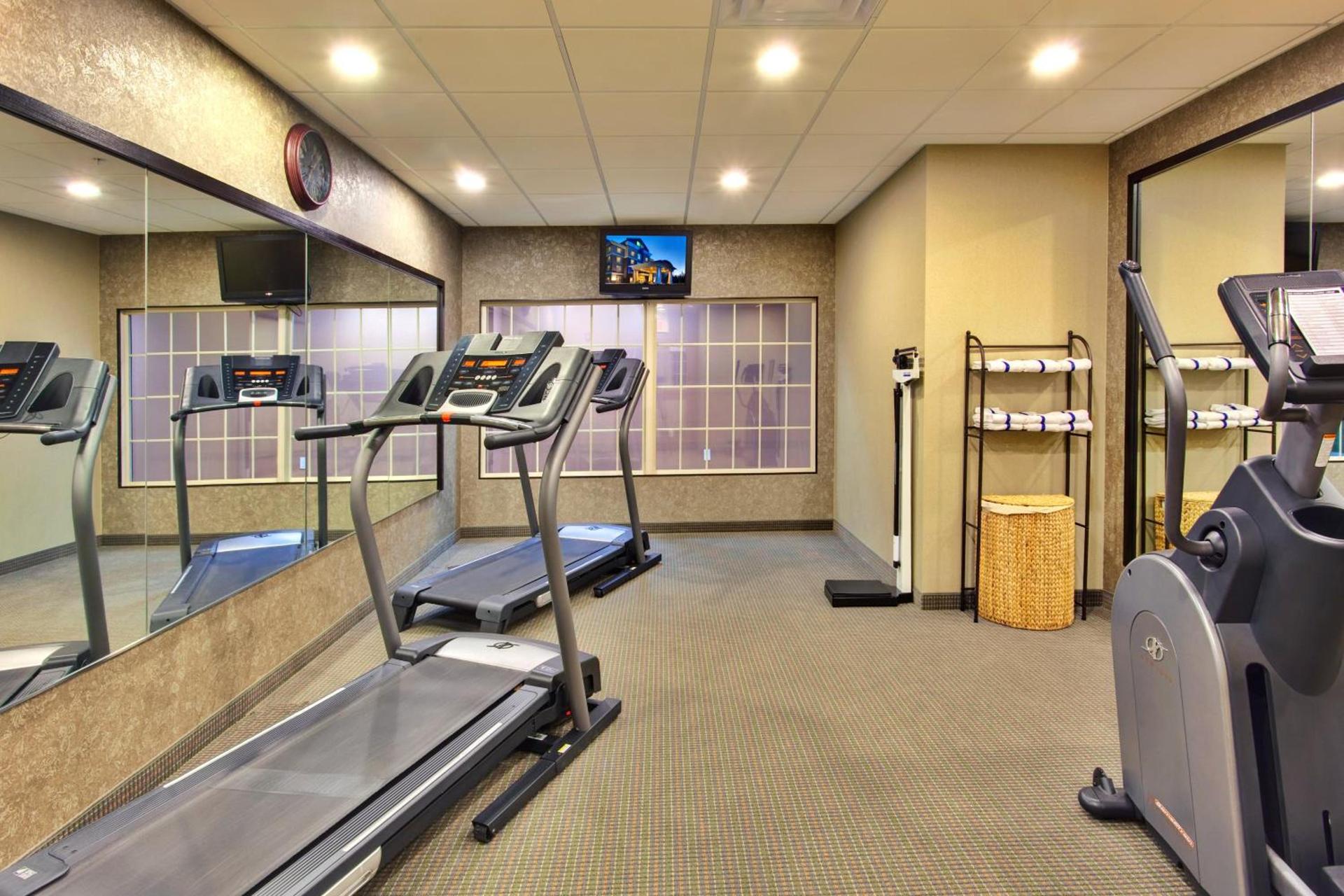 Holiday Inn Express Hotel & Suites Hamburg by IHG photo 13