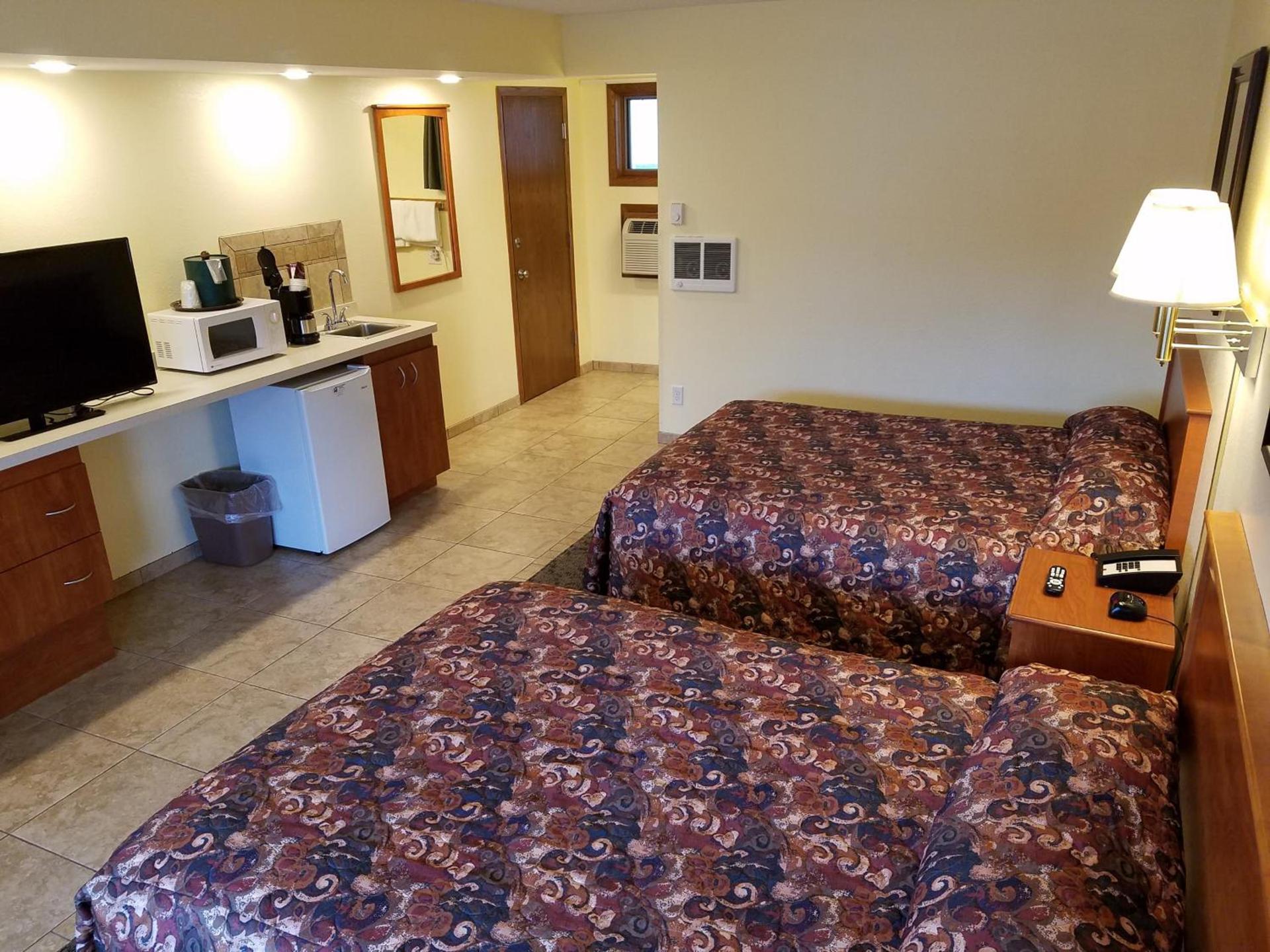 Black Hawk Motel & Suites photo 20