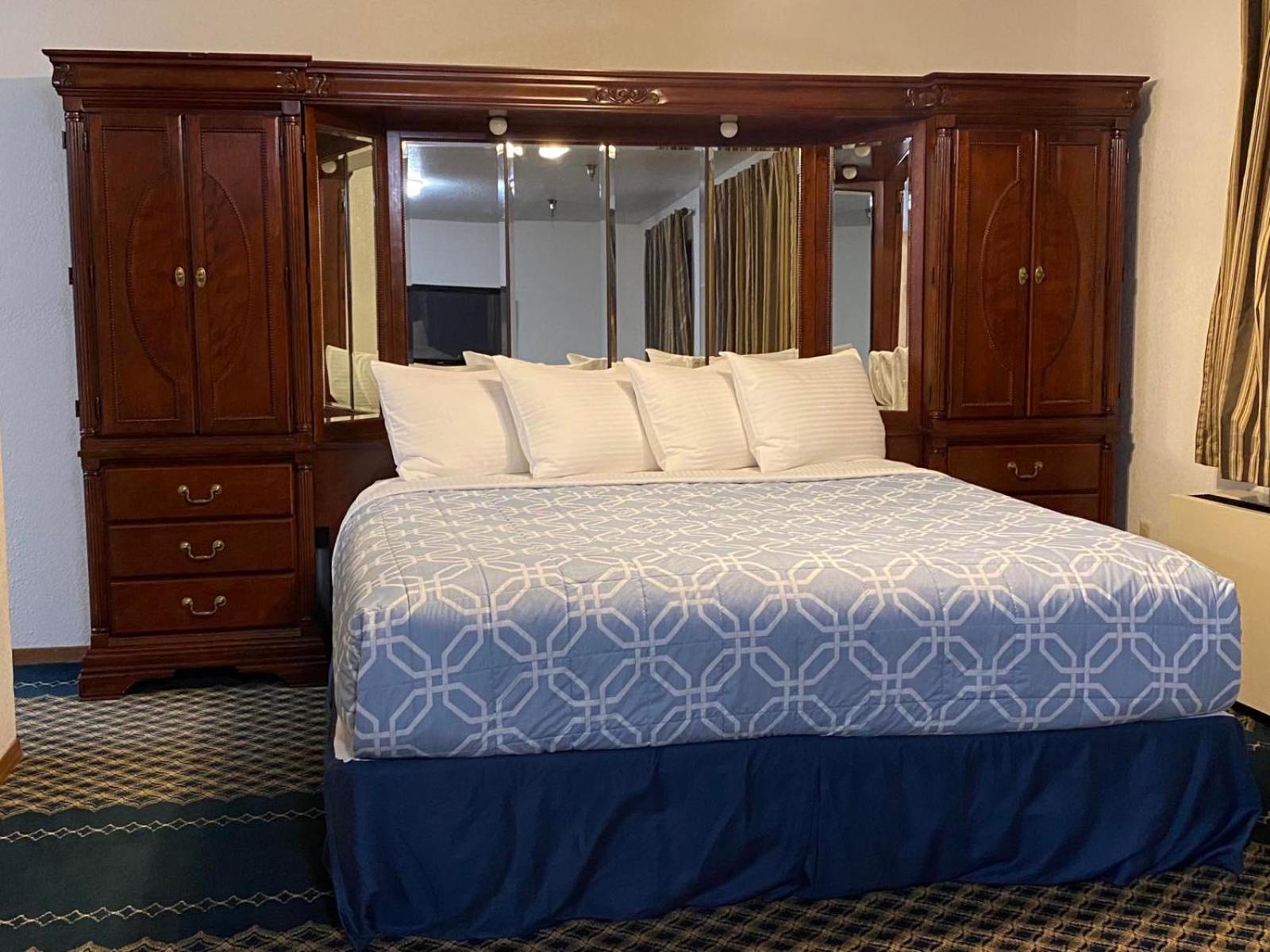 Eagle Hotel photo 7