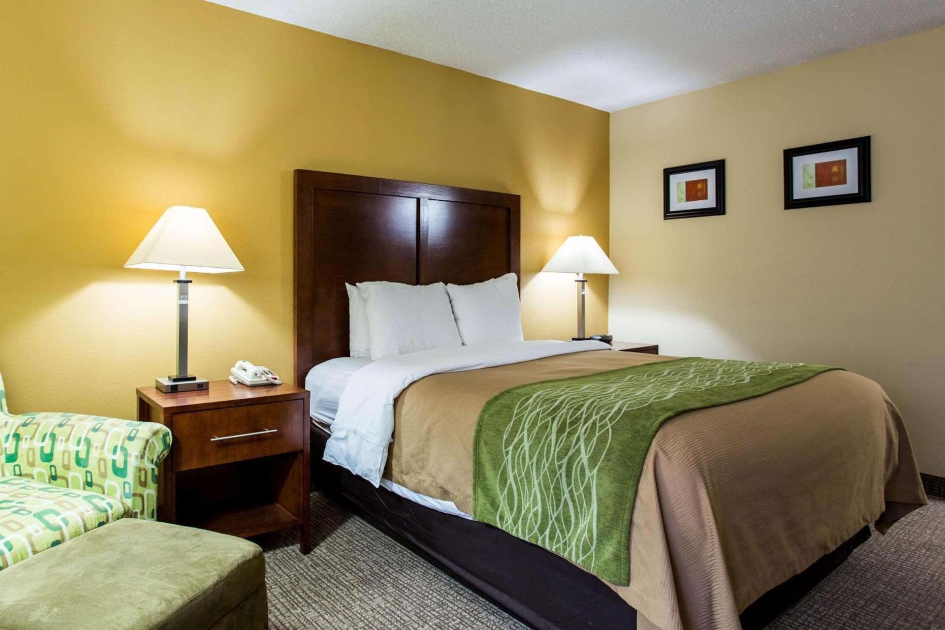 Comfort Inn Columbia West photo 12