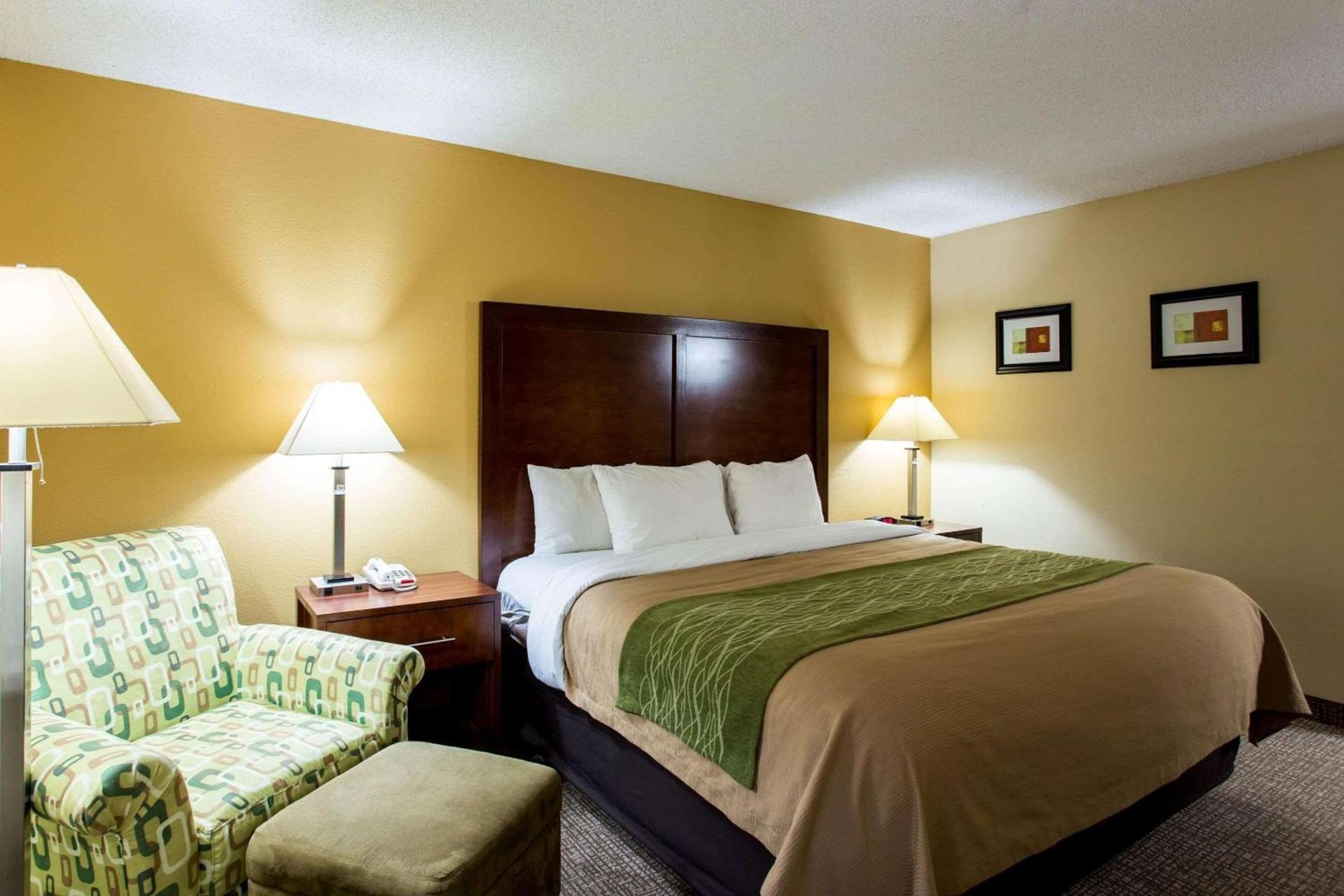 Comfort Inn Columbia West photo 13