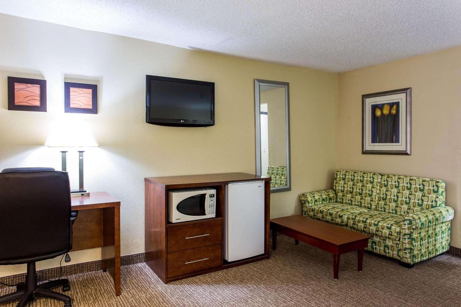 Comfort Inn Columbia West photo 26