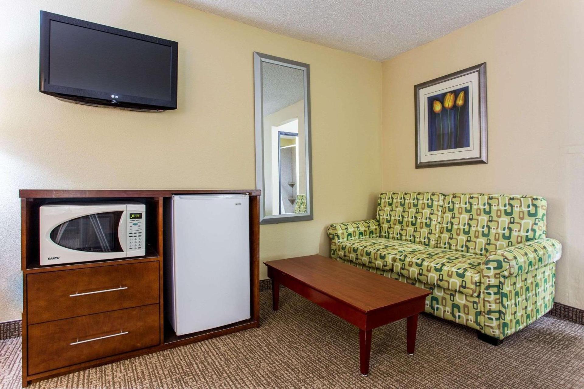 Comfort Inn Columbia West photo 27