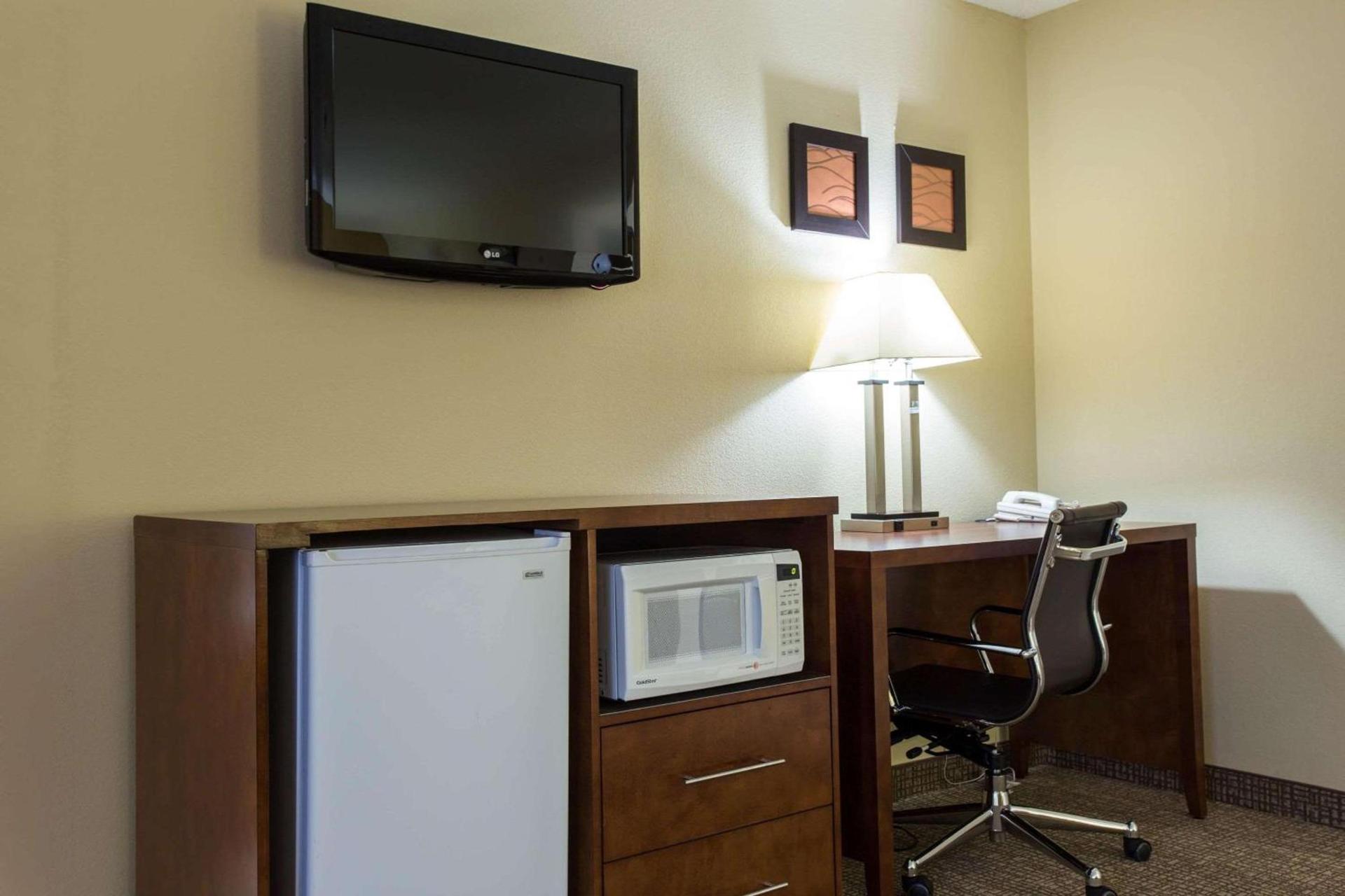 Comfort Inn Columbia West photo 29