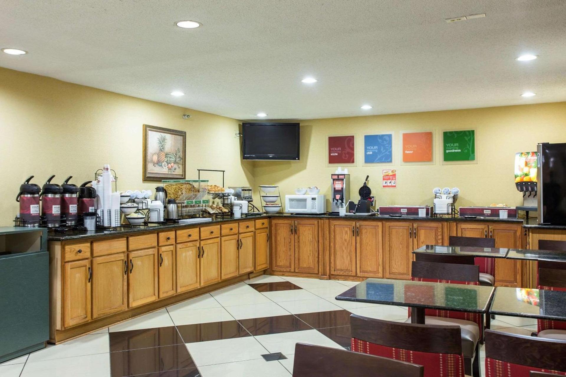 Comfort Inn Columbia West photo 41