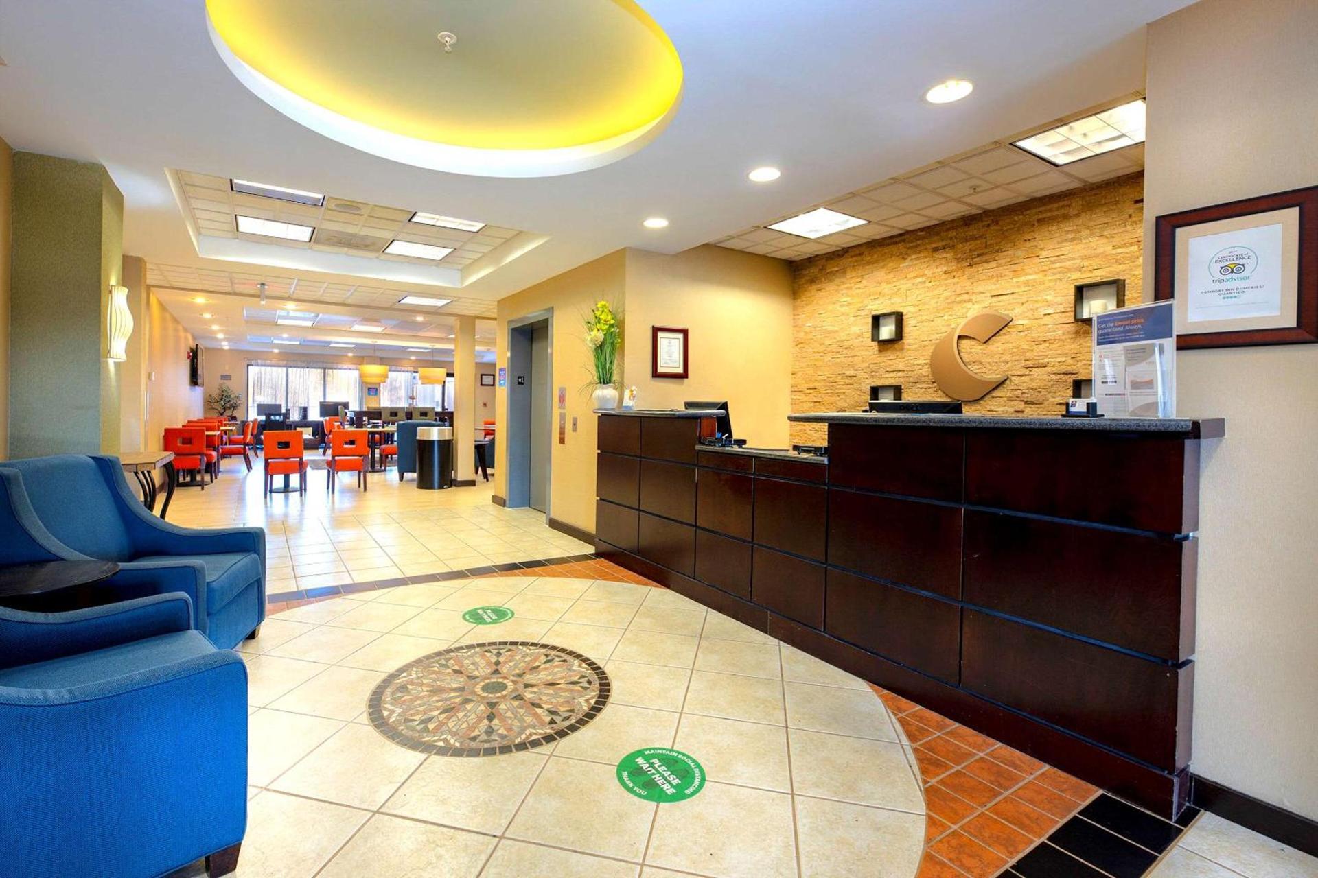 Comfort Inn Near Quantico Main Gate North photo 2