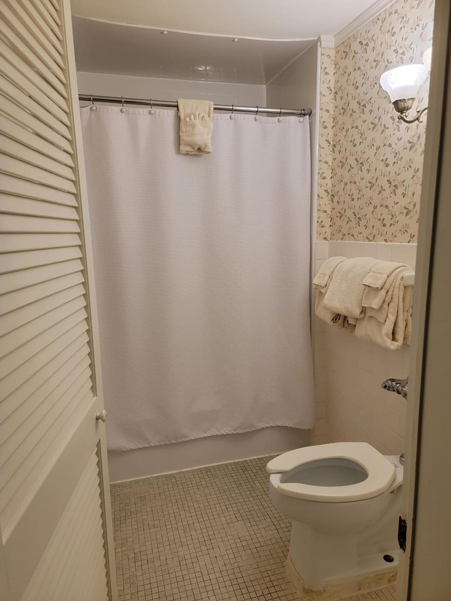 Lowell Inn photo 43
