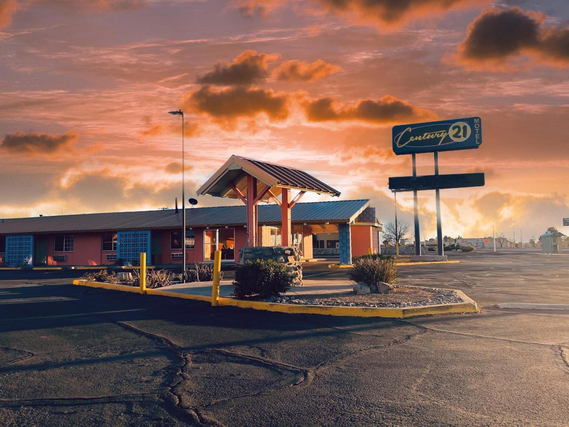 Century 21 Motel photo 1