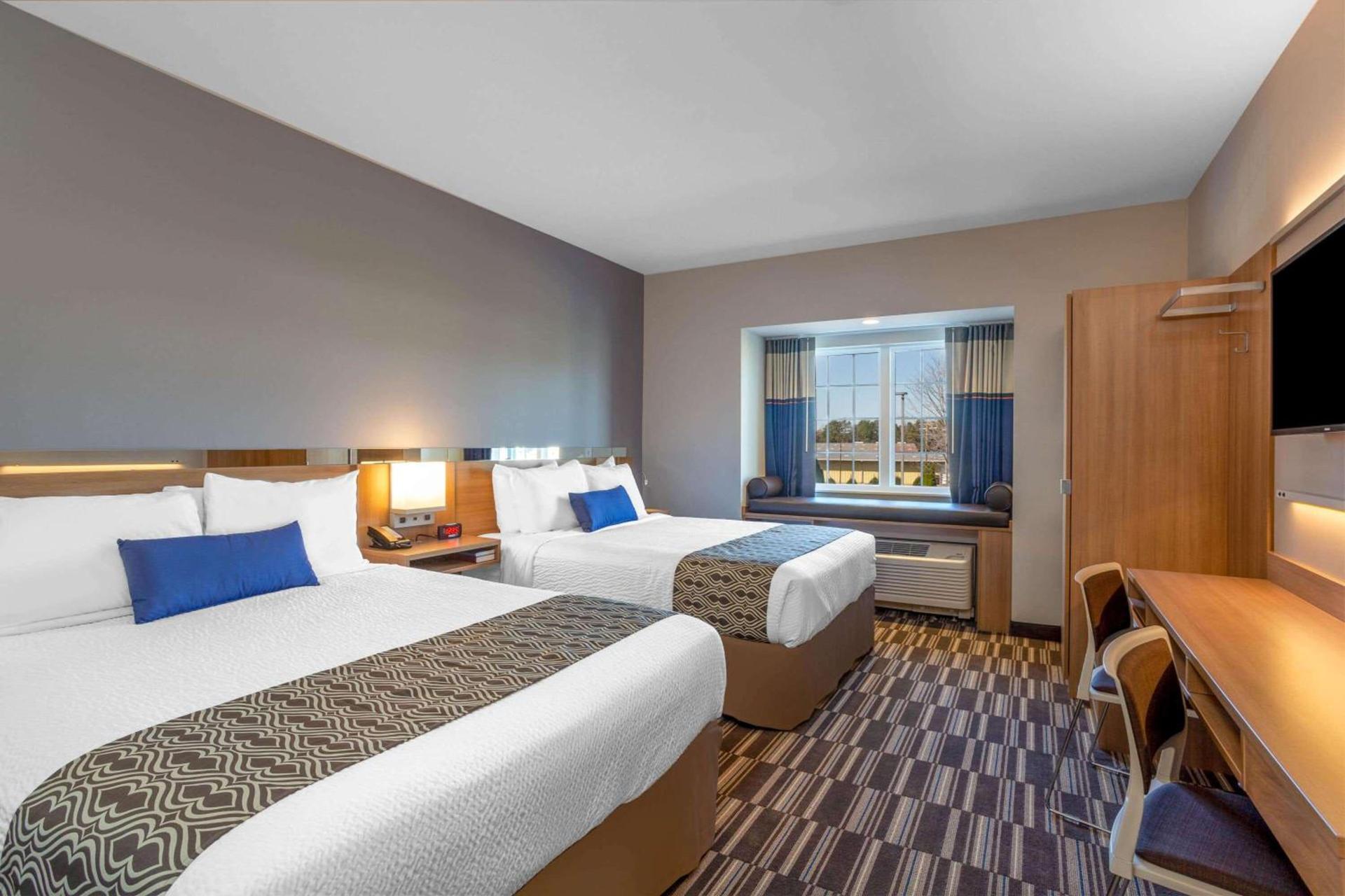 Microtel Inn Suites by Wyndham South Hill photo 16