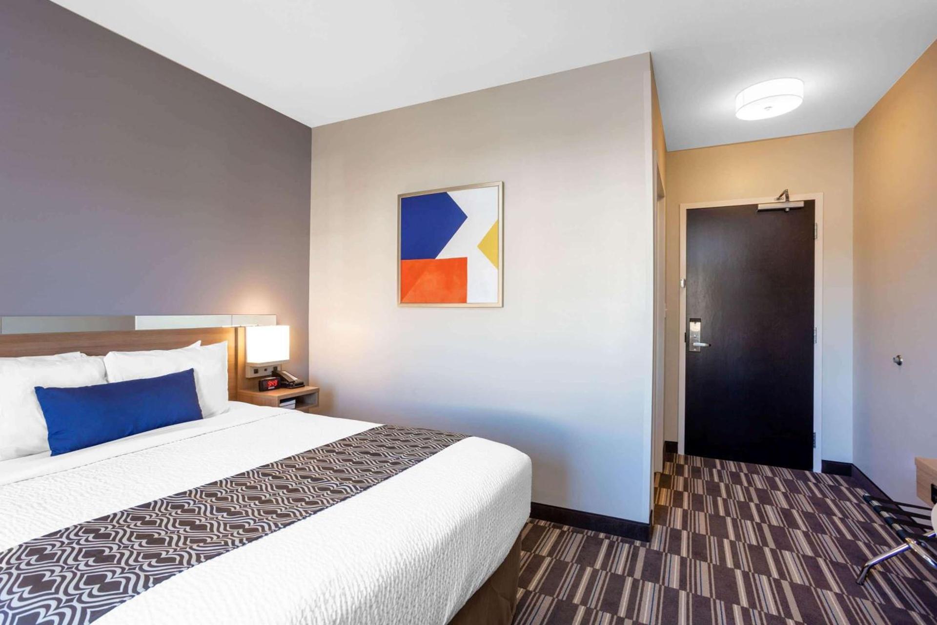 Microtel Inn Suites by Wyndham South Hill photo 17