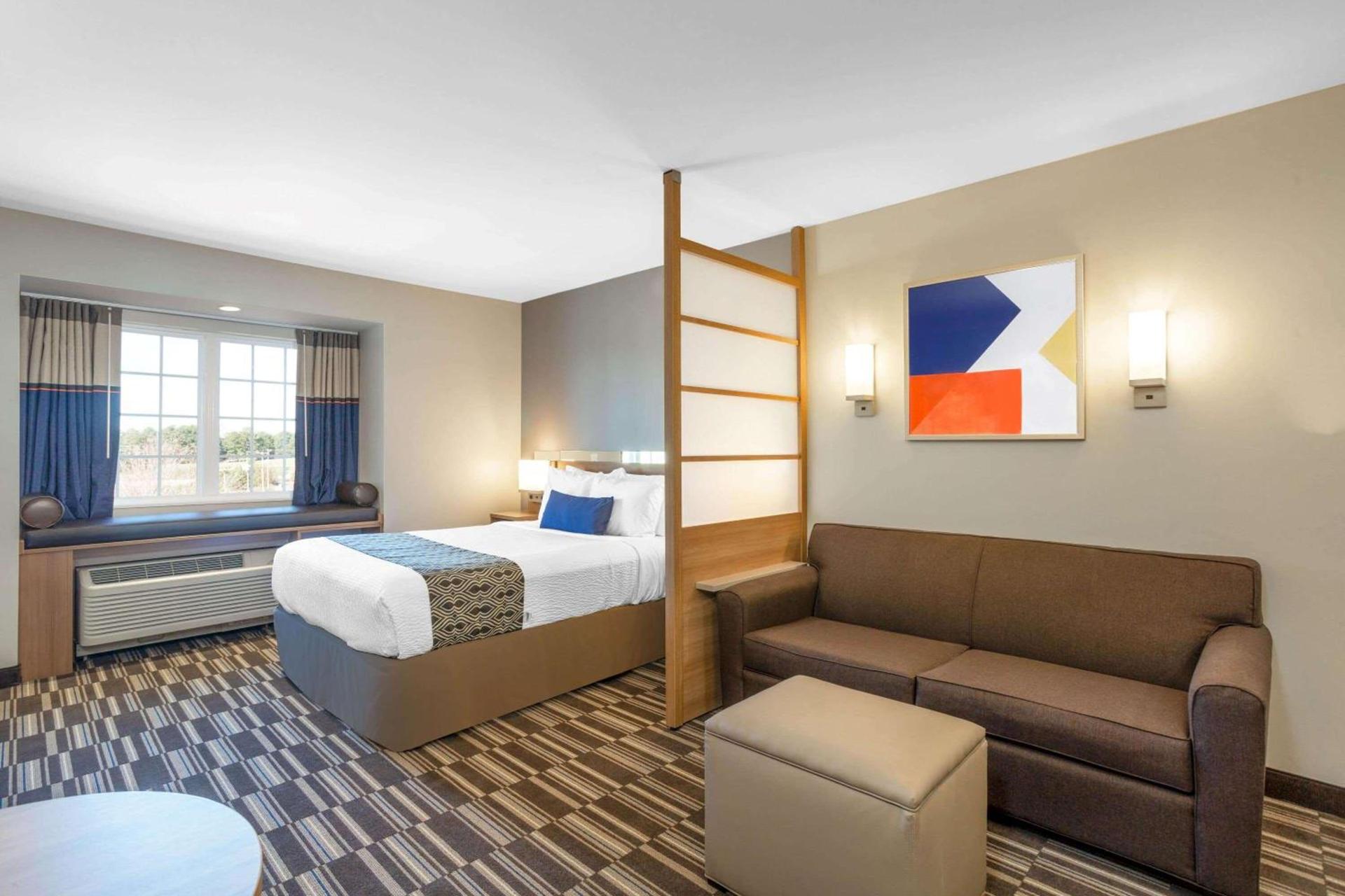 Microtel Inn Suites by Wyndham South Hill photo 19