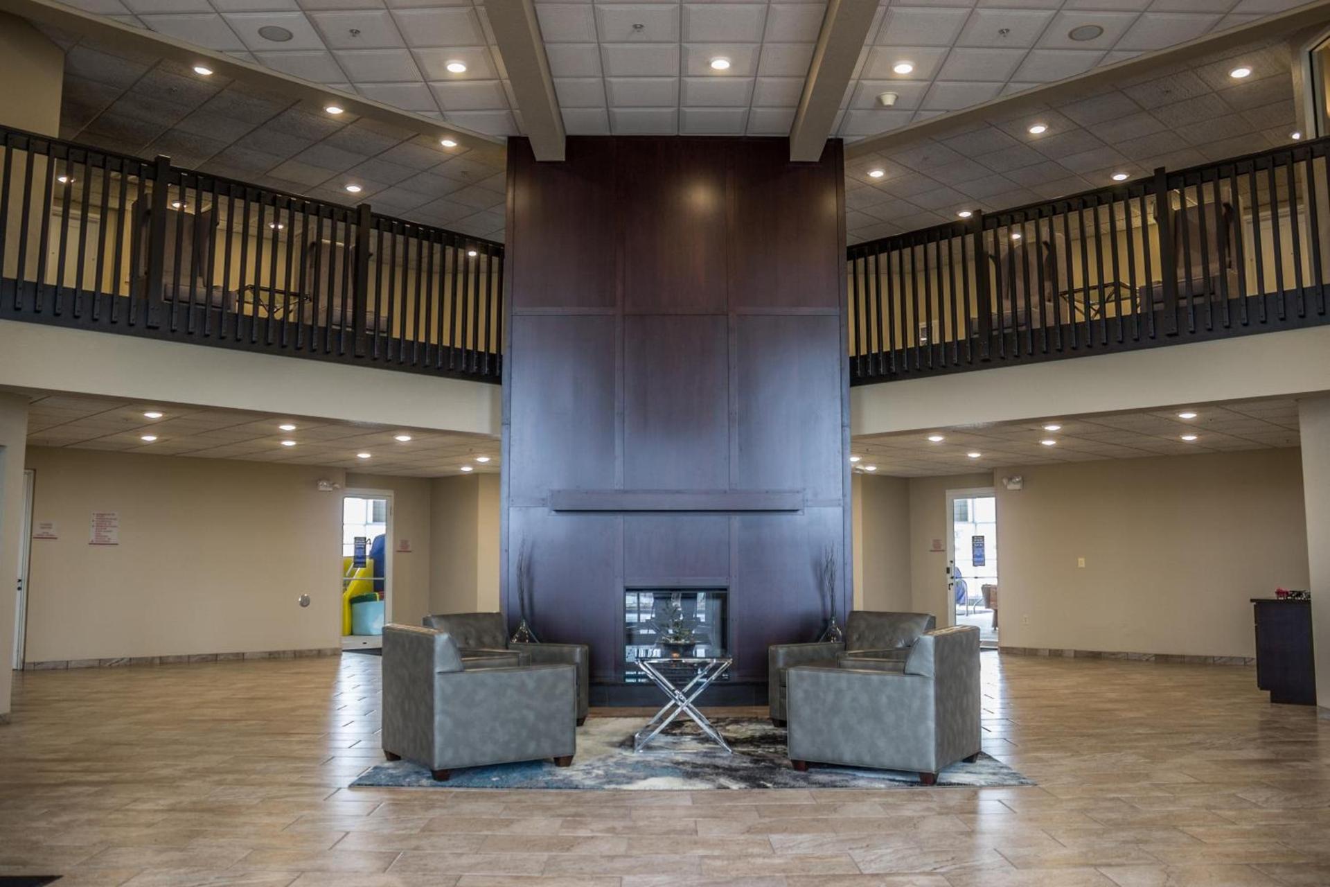 Cobblestone Suites - Oshkosh photo 30