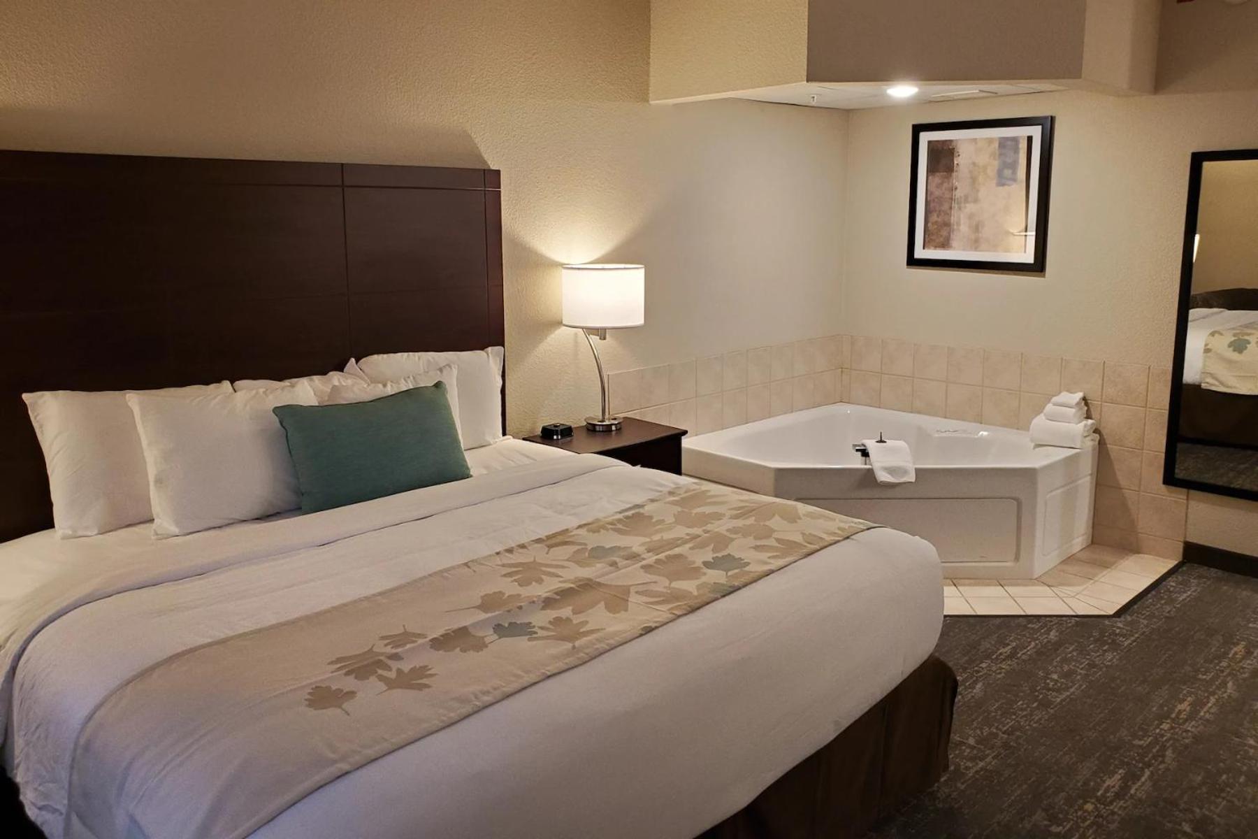 Cobblestone Suites - Oshkosh photo 9