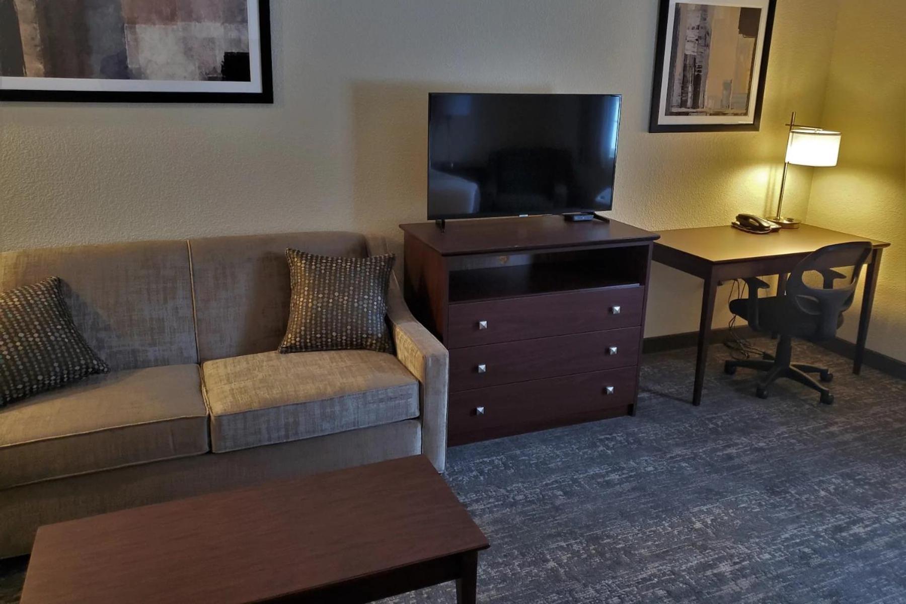 Cobblestone Suites - Oshkosh photo 15