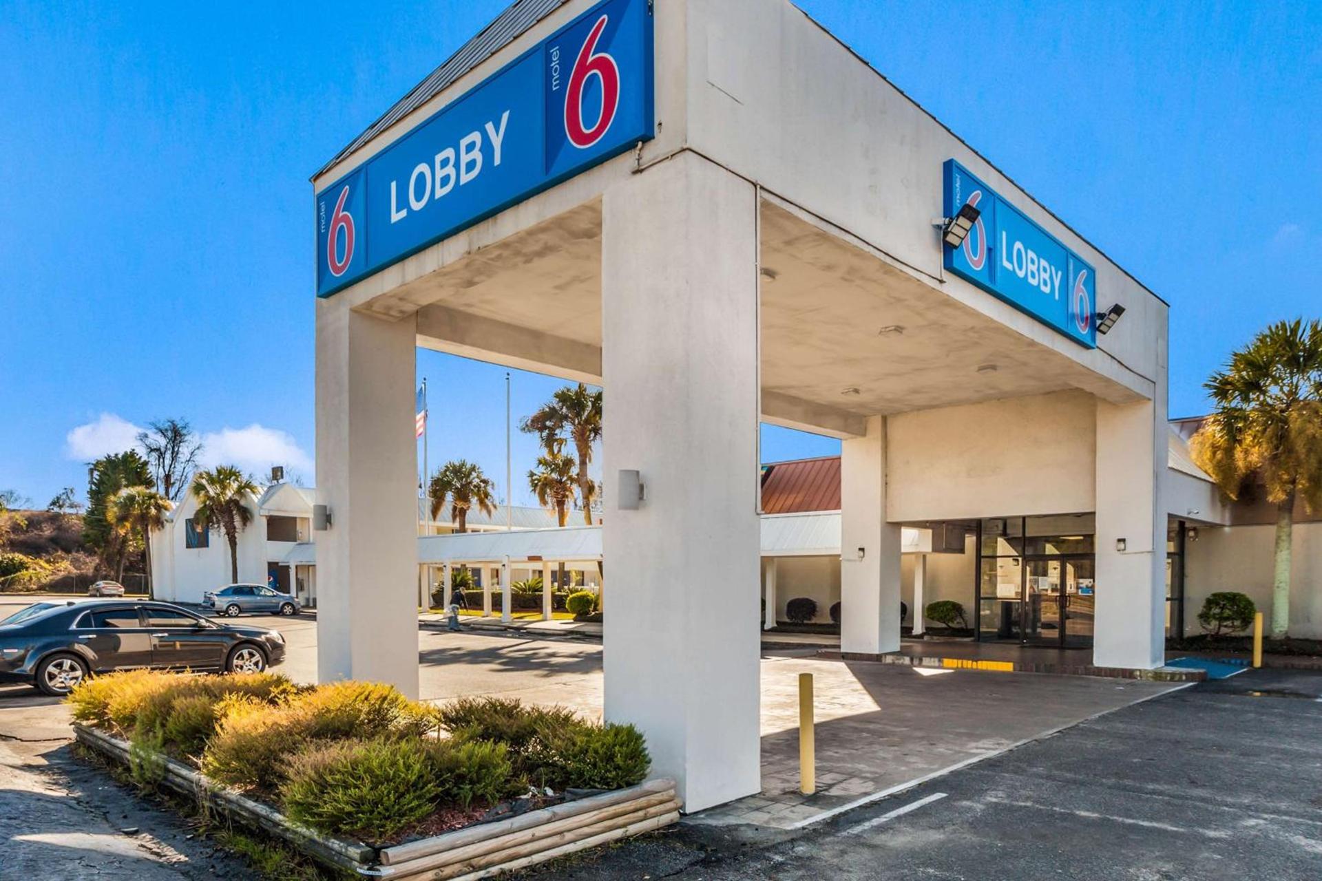 Motel 6-Florence, SC photo 4