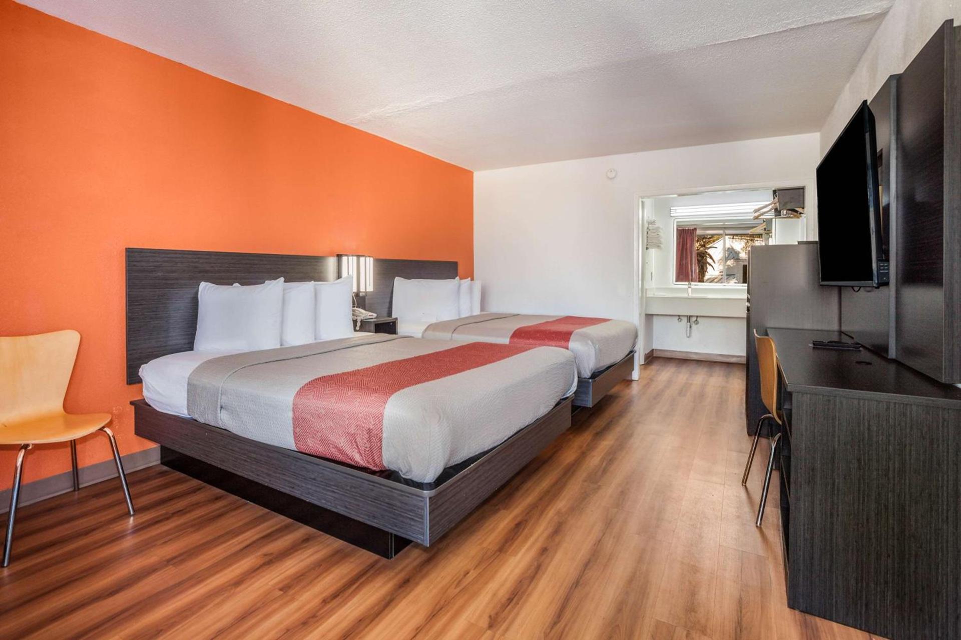 Motel 6-Florence, SC photo 17