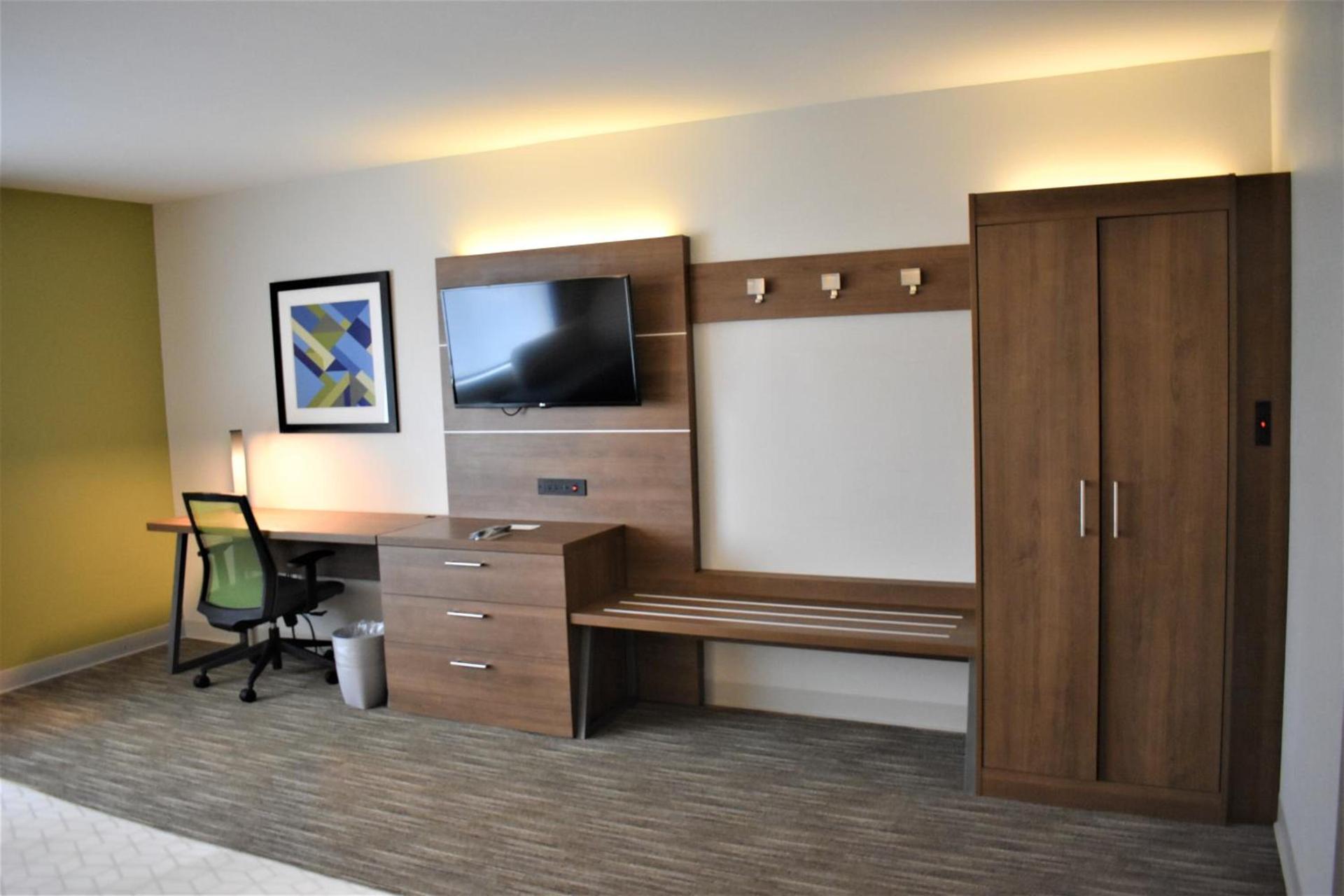 Holiday Inn Express & Suites - Gettysburg by IHG photo 5
