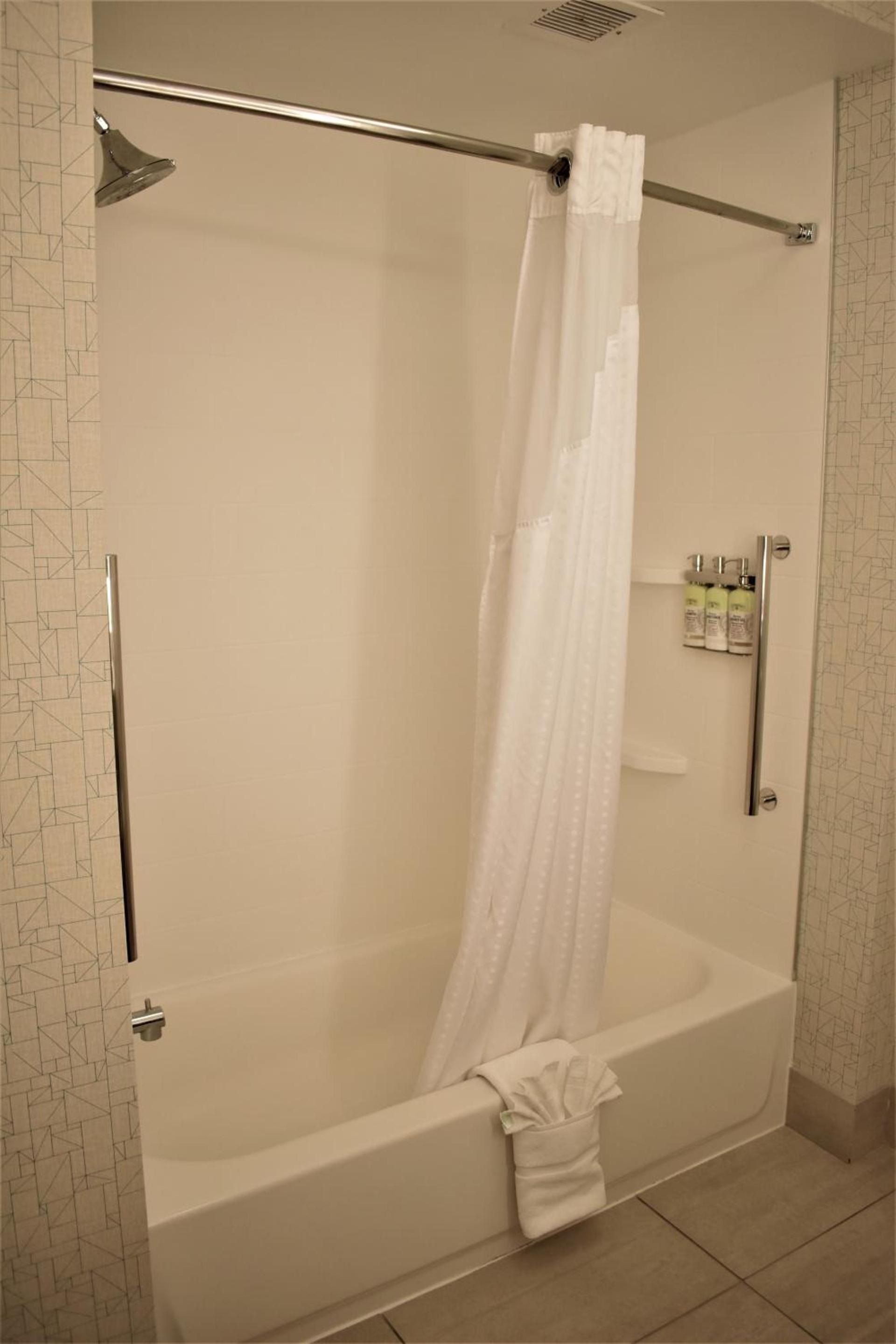 Holiday Inn Express & Suites - Gettysburg by IHG photo 11
