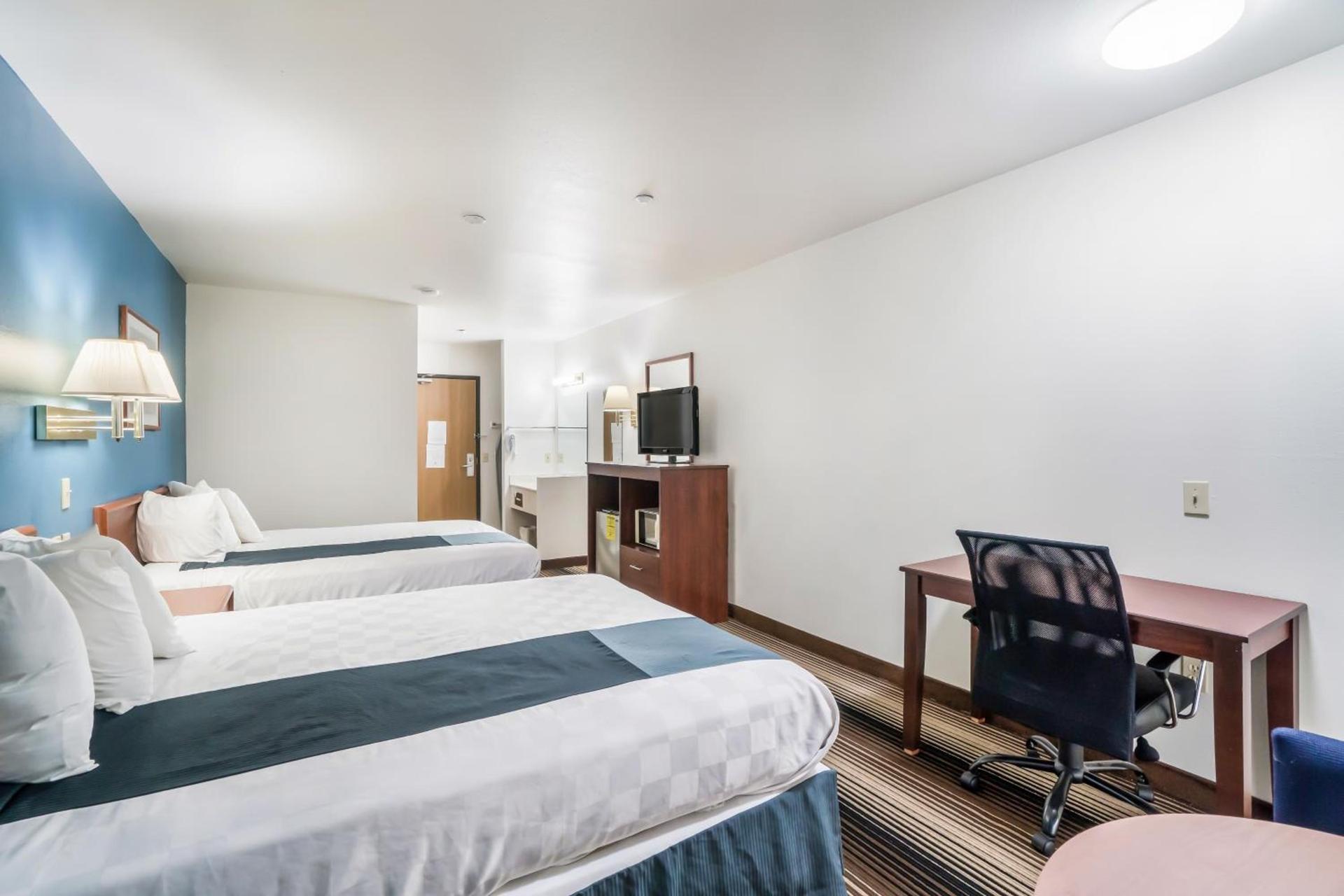 Americas Best Value Inn Green River photo 17
