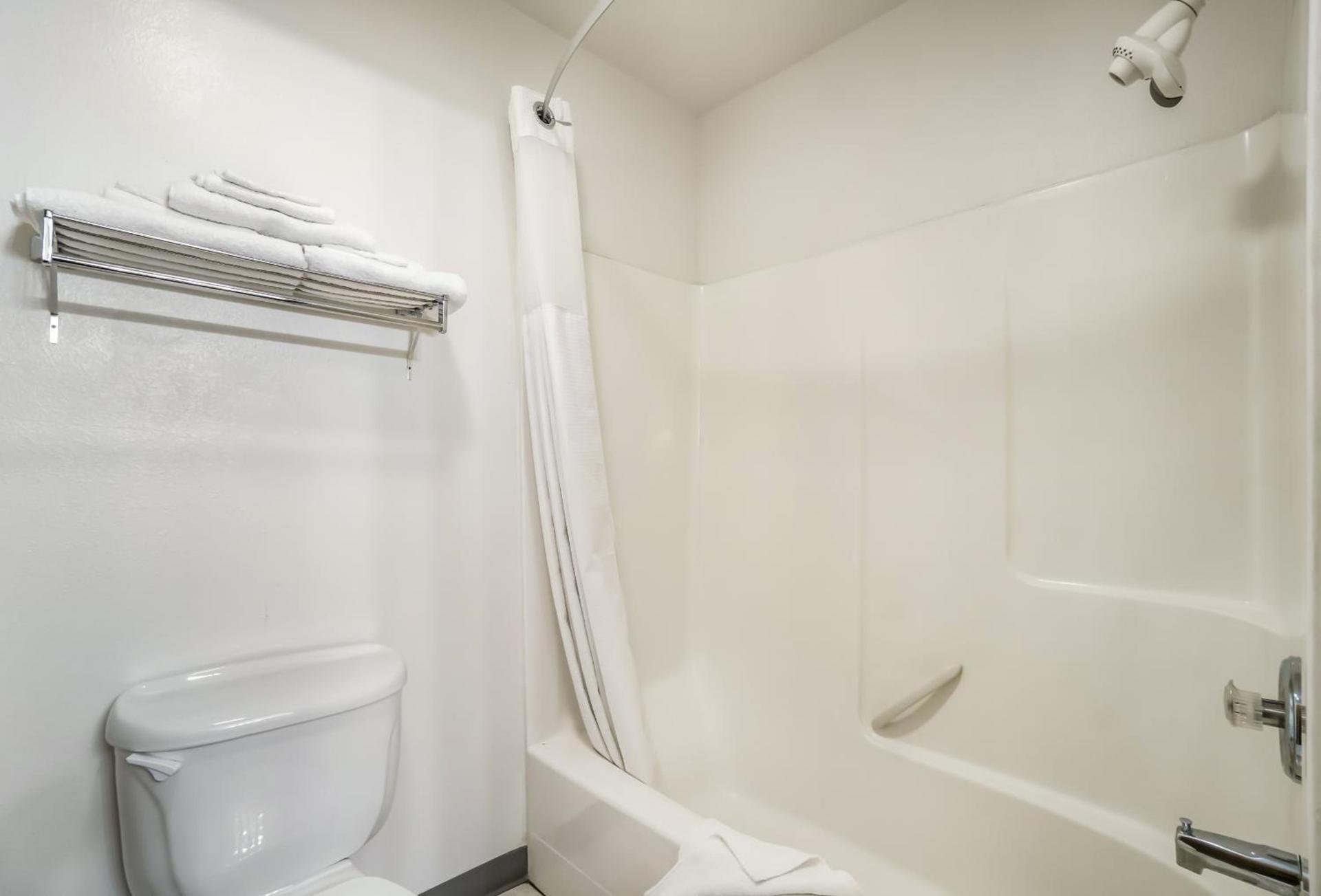 Americas Best Value Inn Green River photo 6