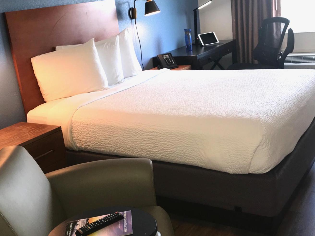 Hotel Focus SFO photo 4