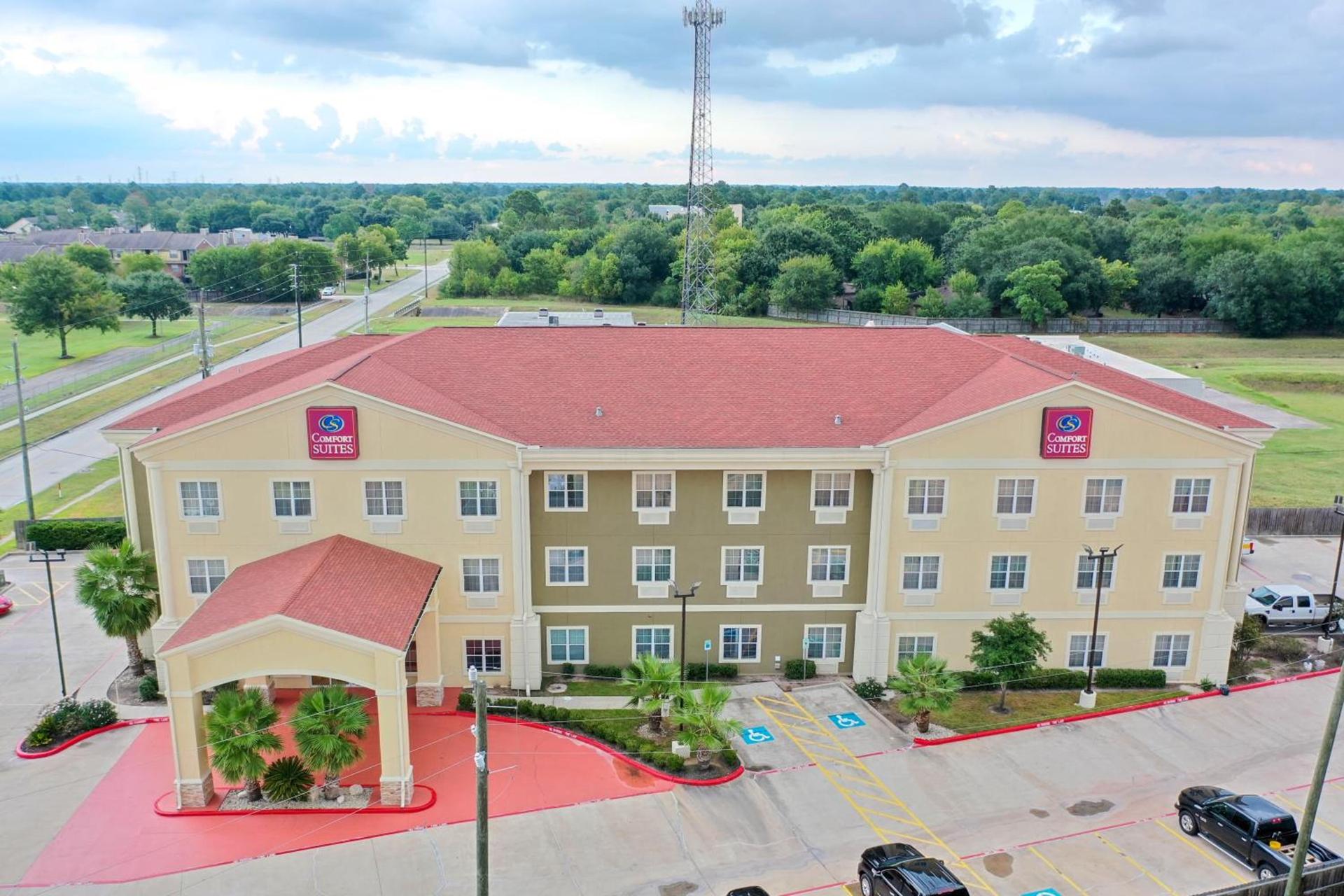 Comfort Suites Tomball Medical Center photo 32