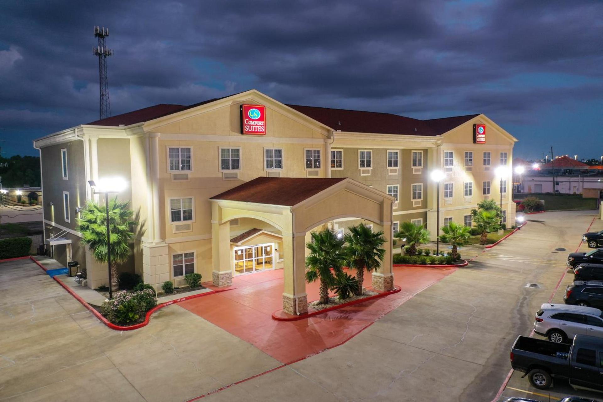 Comfort Suites Tomball Medical Center photo 51