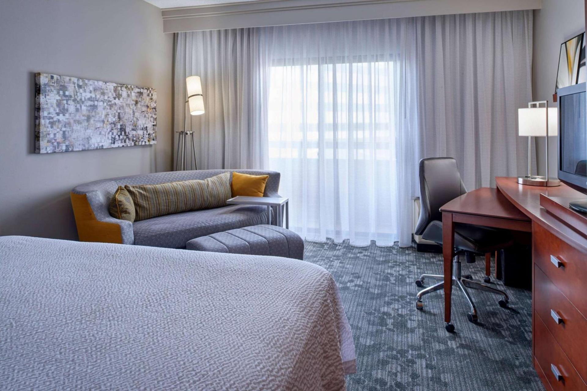 Sonesta Select Indianapolis Carmel photo 30