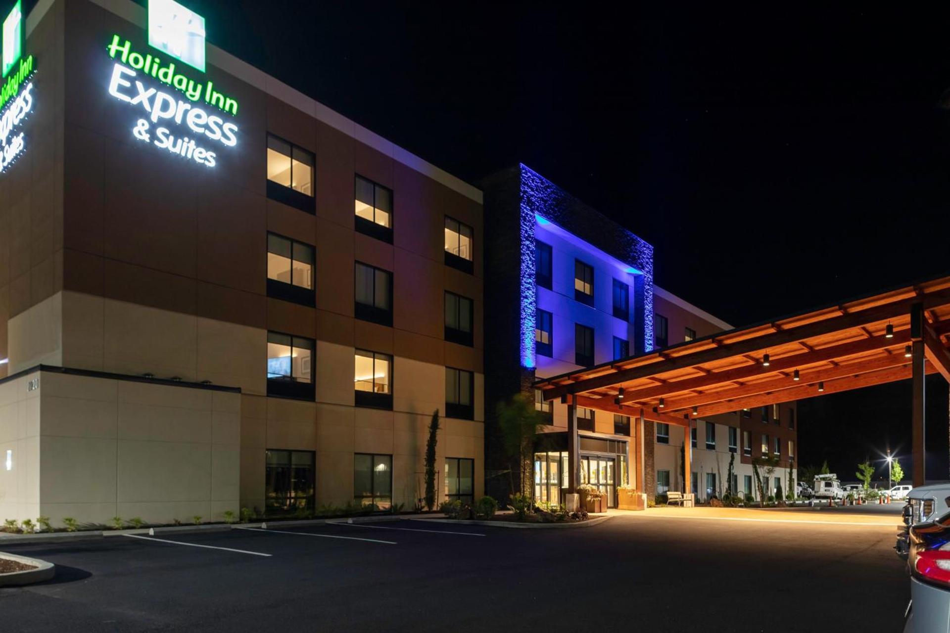 Holiday Inn Express & Suites - The Dalles by IHG — hotel in The Dalles
