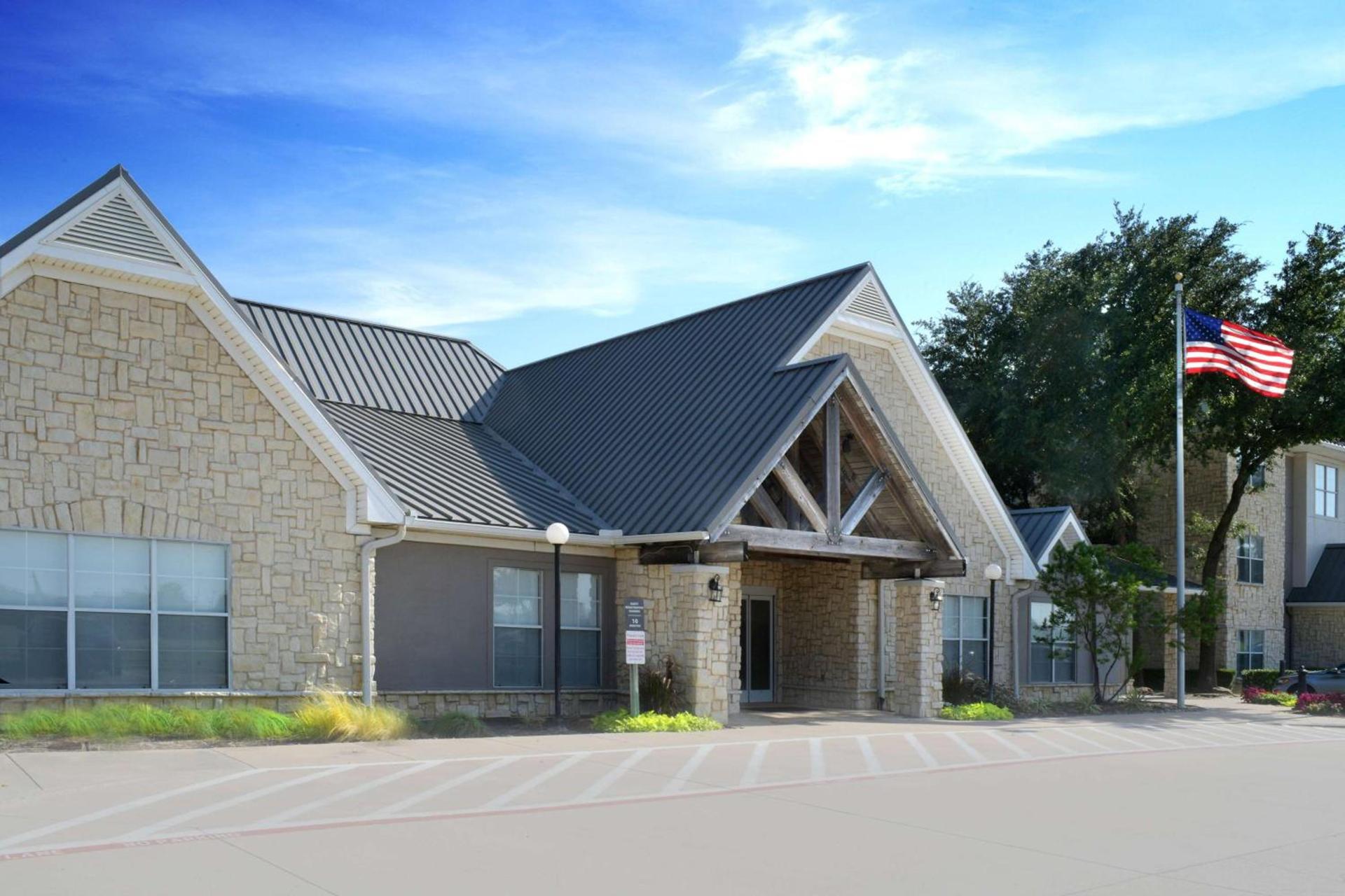 Sonesta ES Suites Fort Worth Fossil Creek photo 1