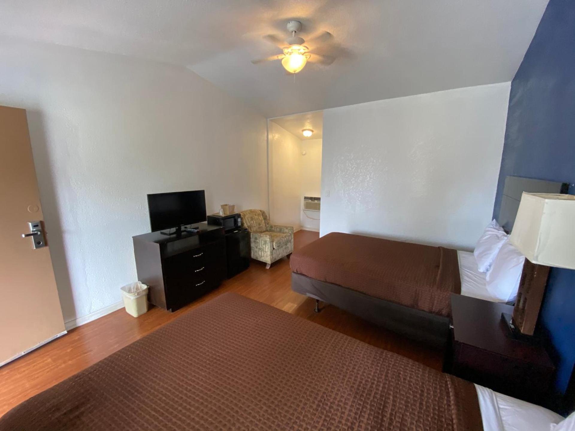 Tarpon Inn photo 50