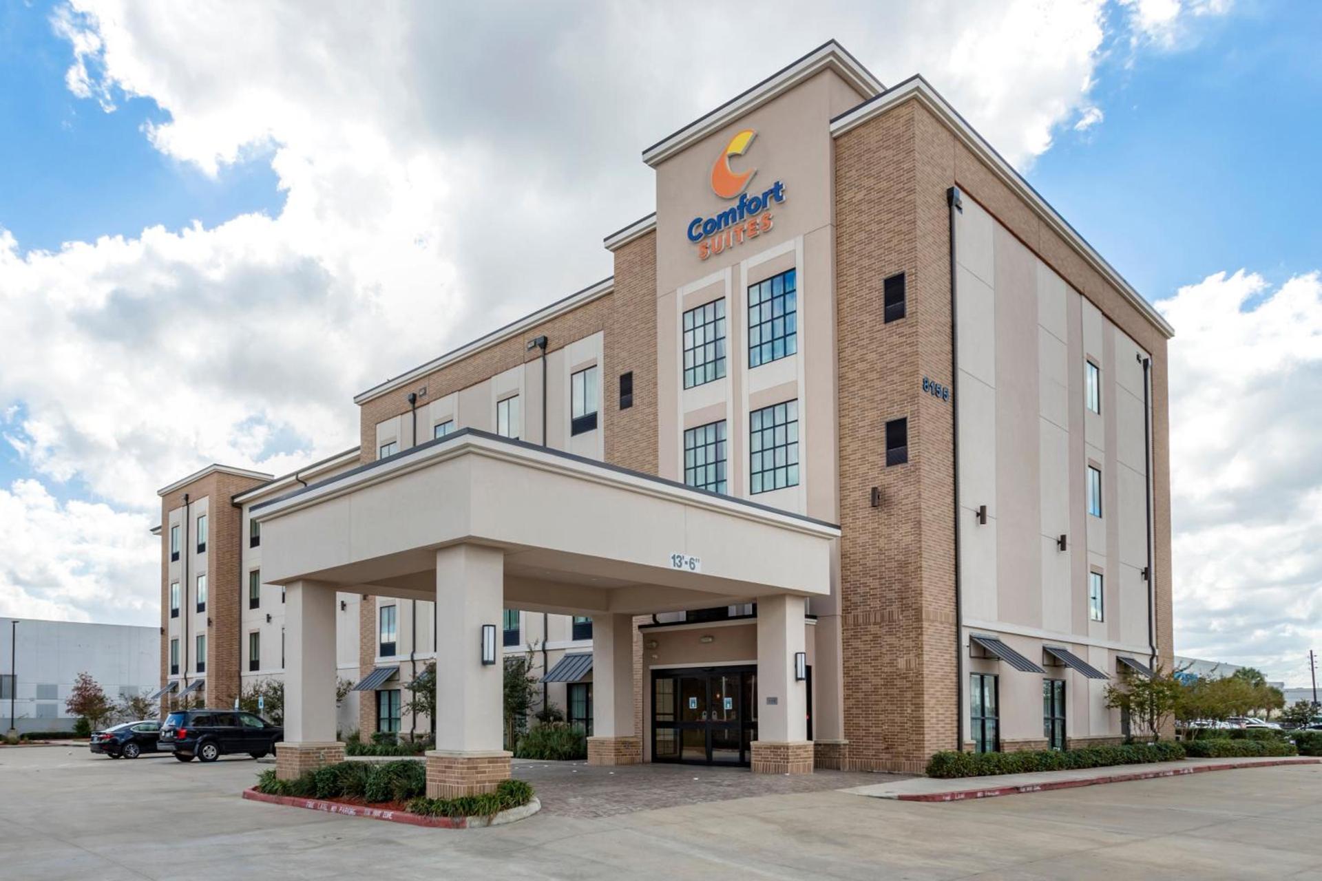 Comfort Suites Near Sam Houston Race Park photo 1