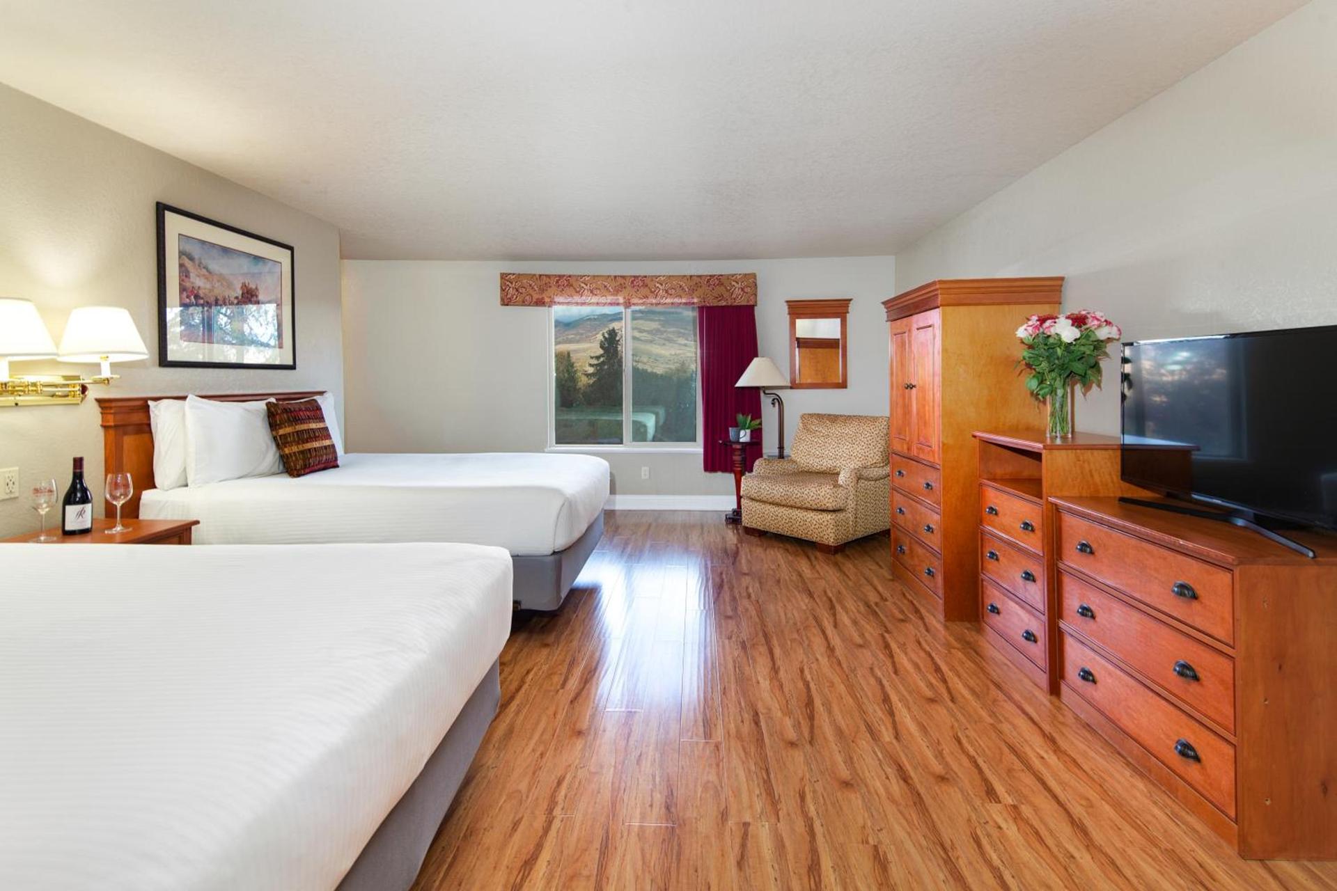 Stratford Inn photo 50