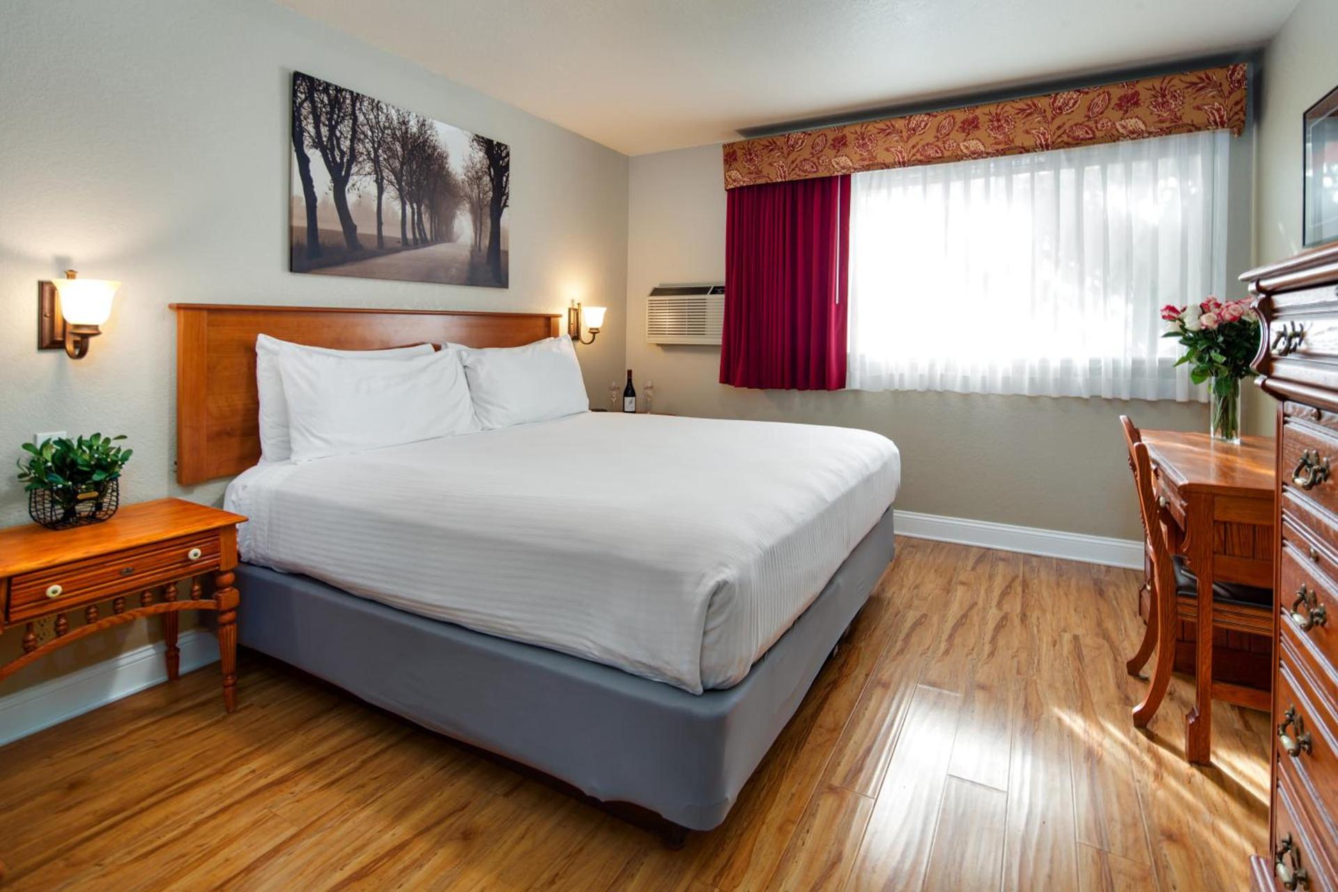 Stratford Inn photo 71