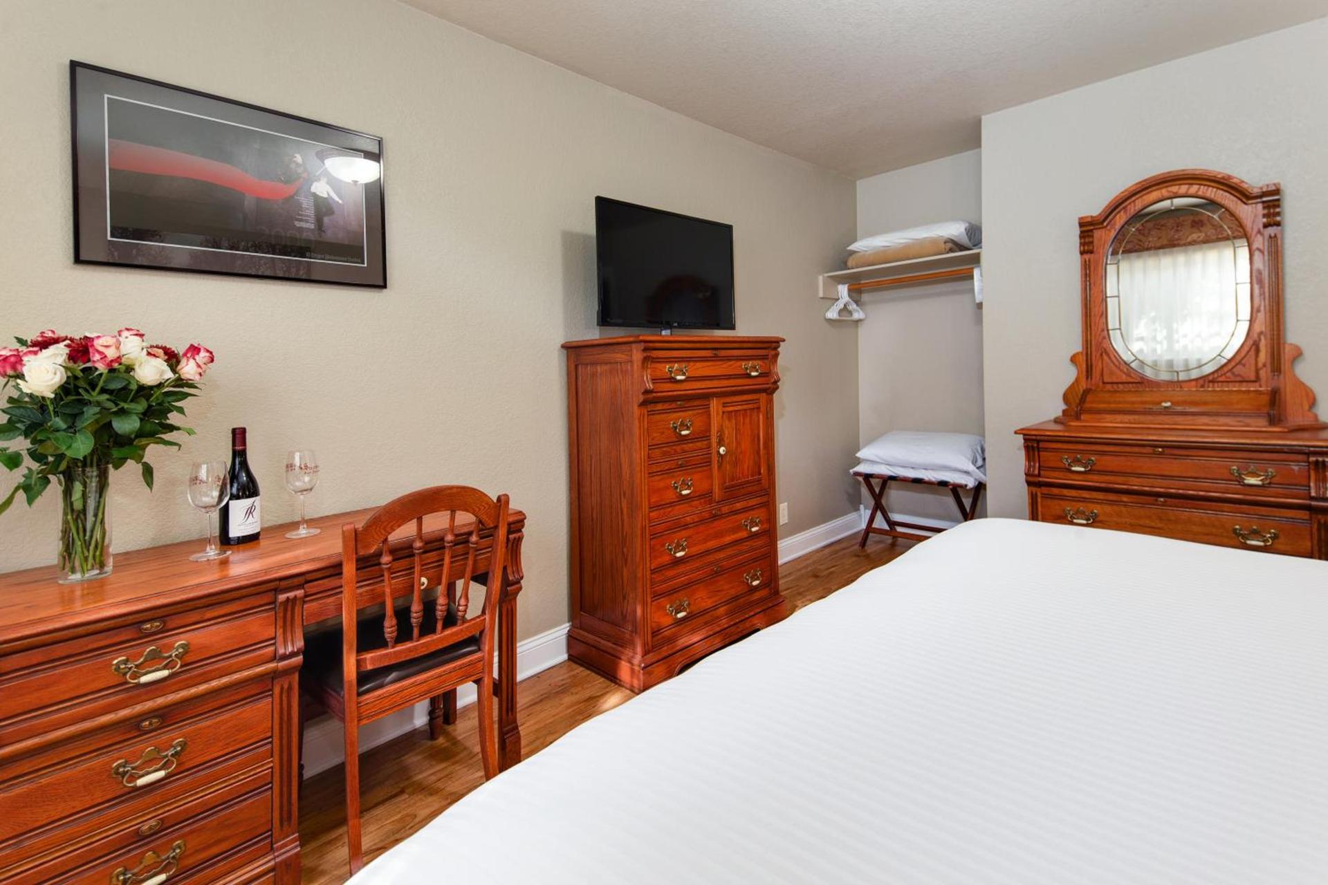 Stratford Inn photo 73