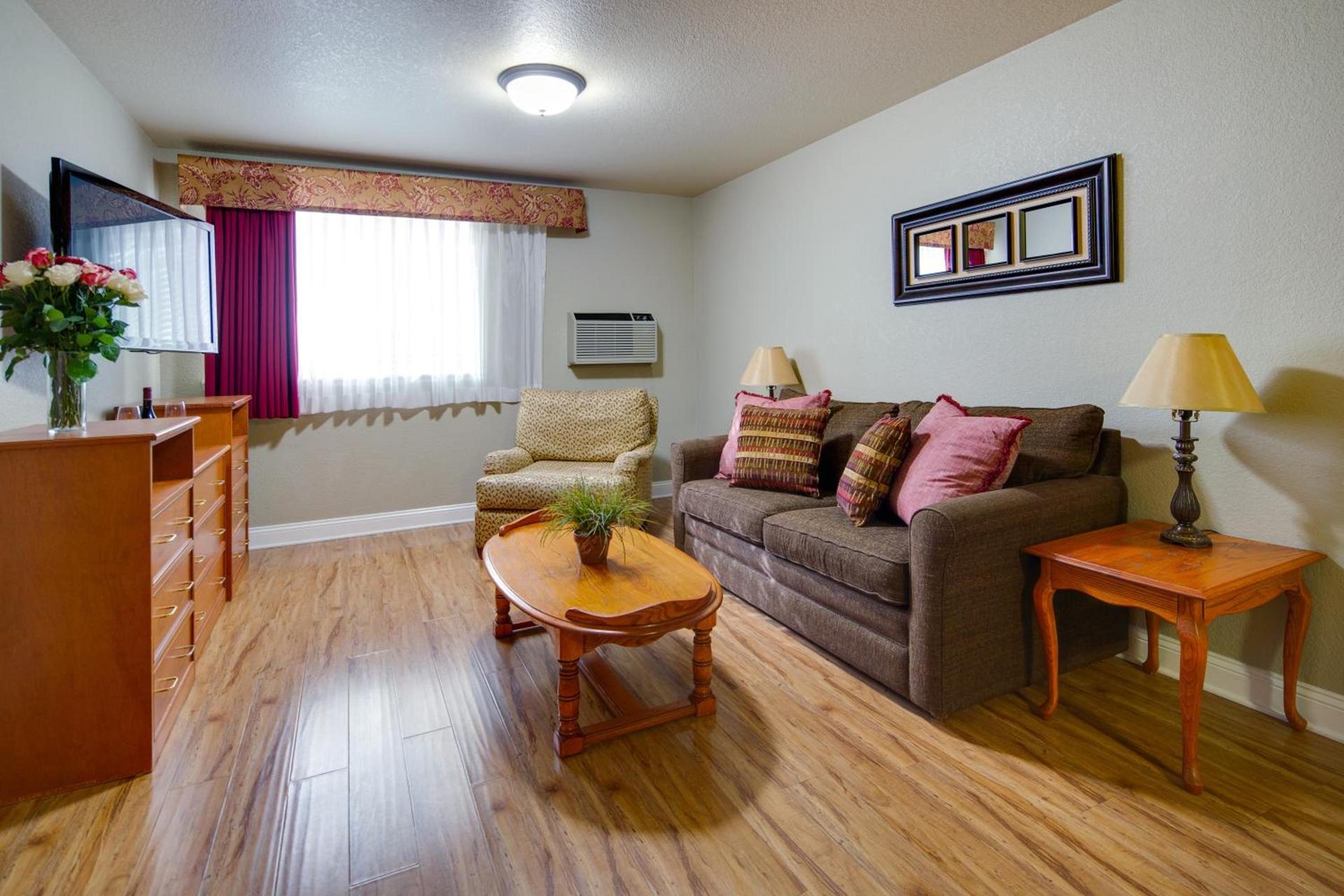 Stratford Inn photo 67
