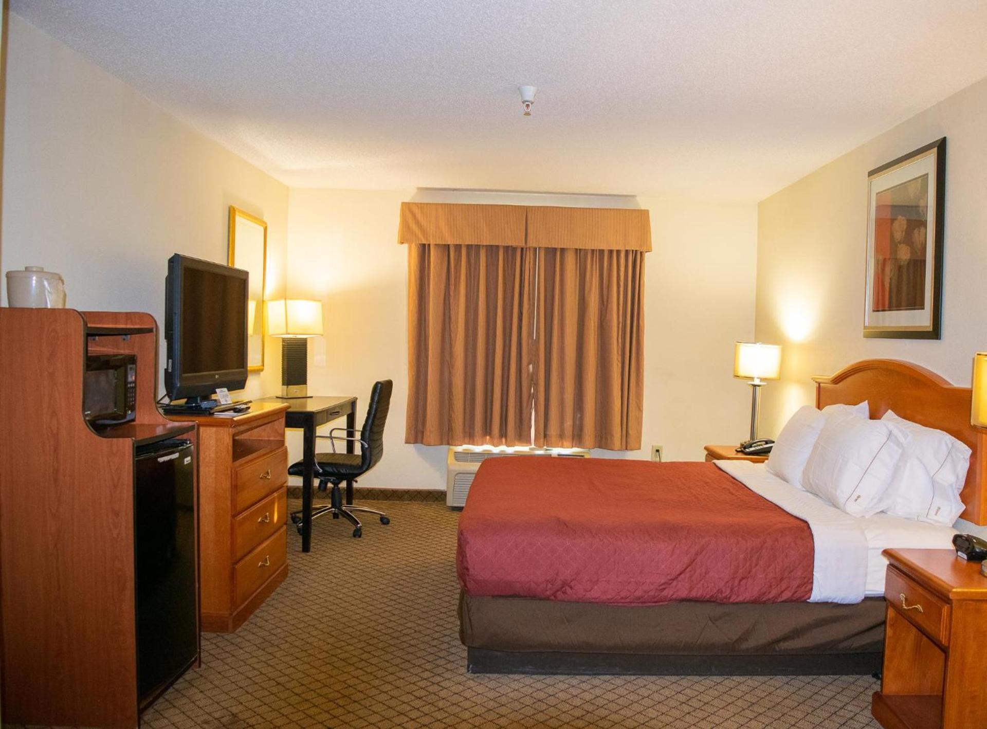 Home Inn & Suites photo 5