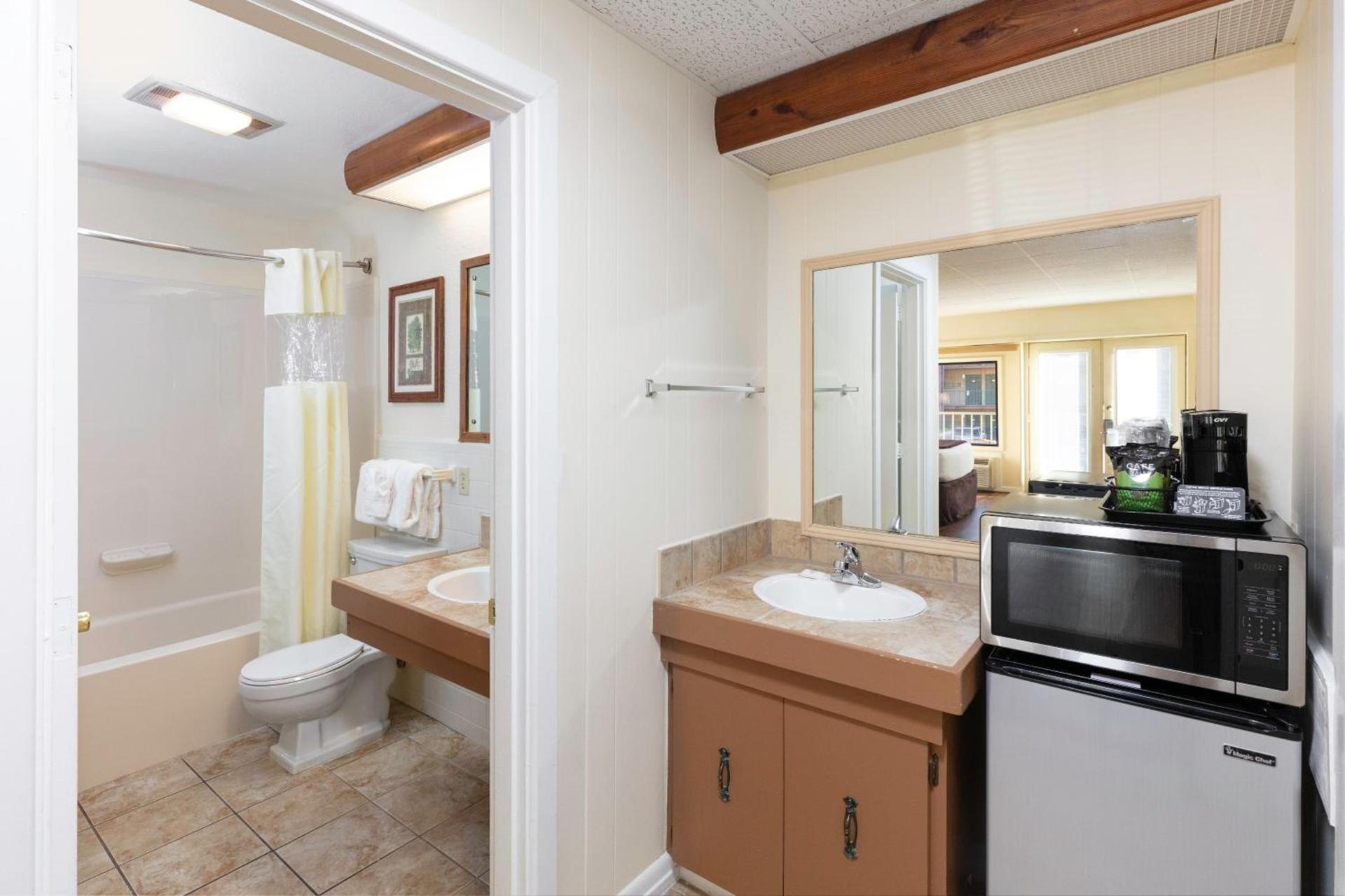 River Terrace Resort & Convention Center photo 17