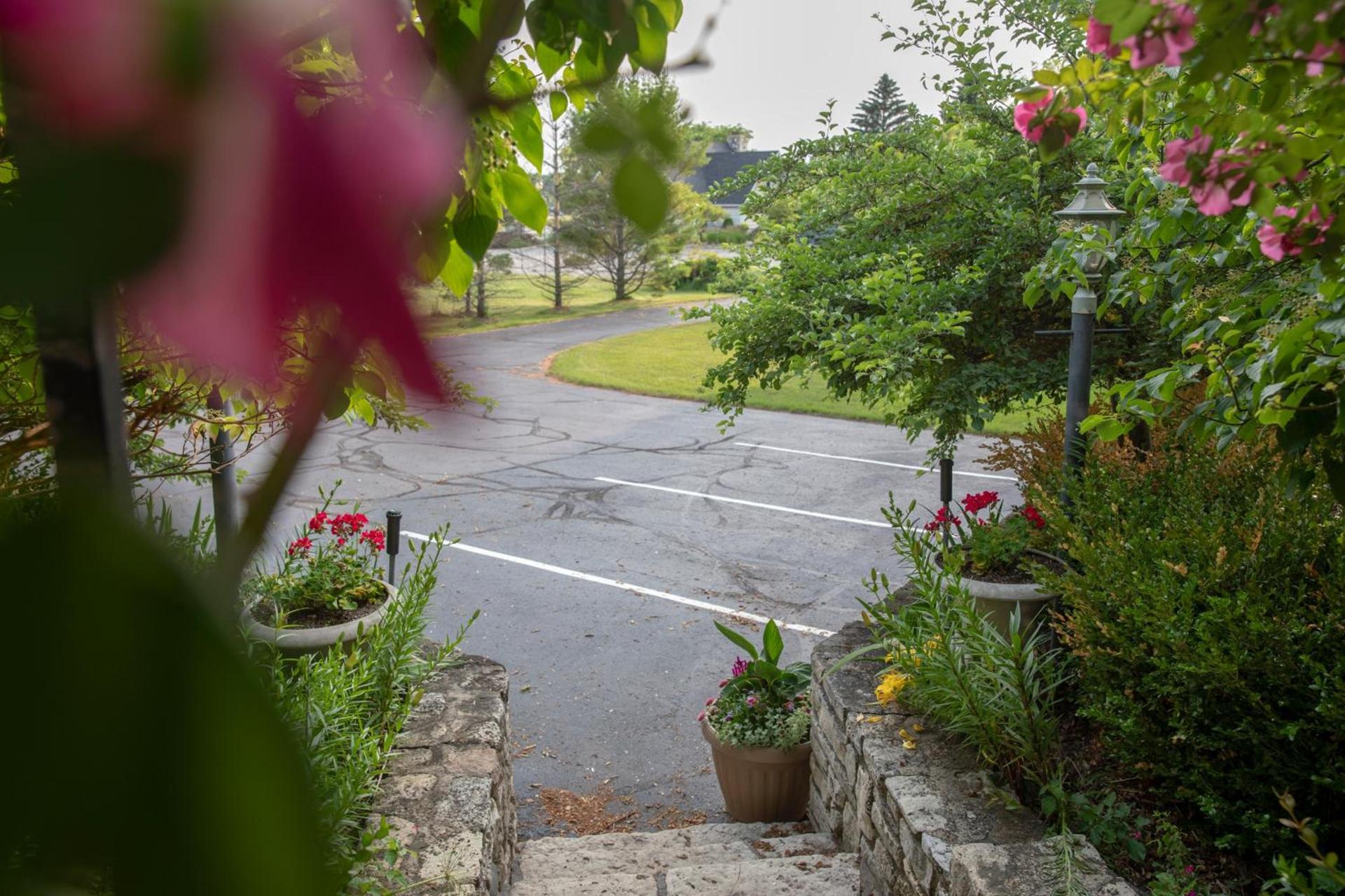 Coachlite Inn photo 7
