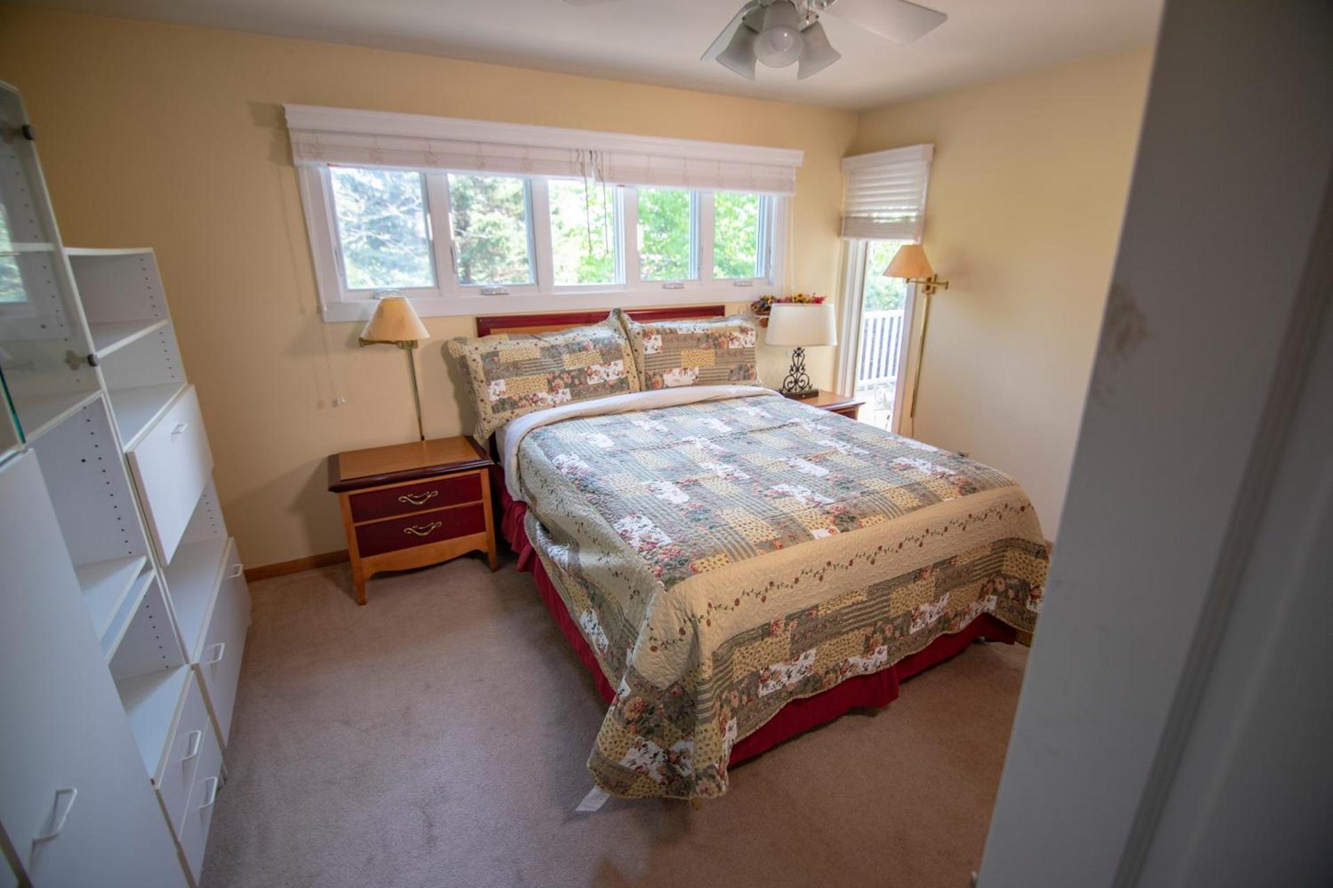 Coachlite Inn photo 98