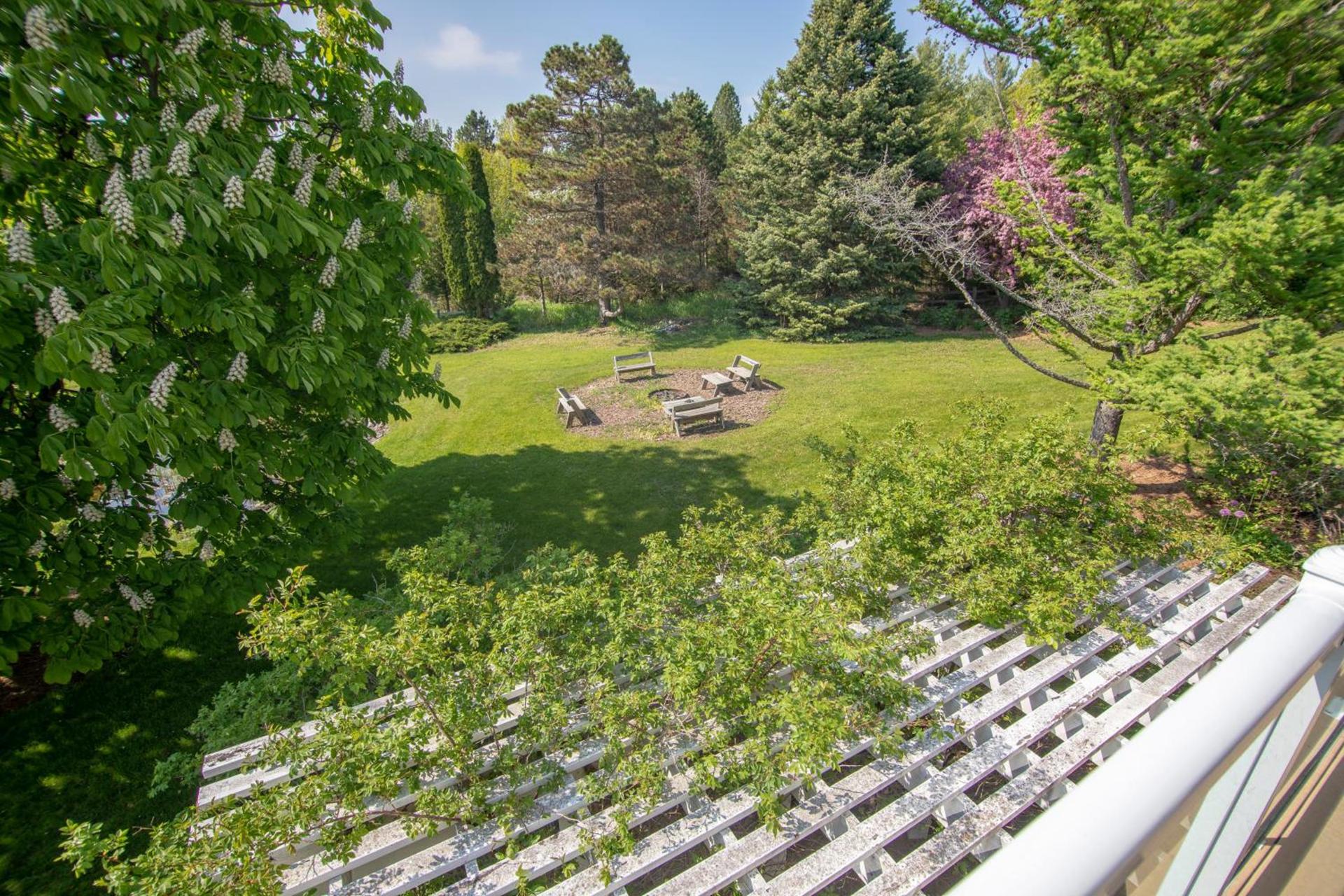 Coachlite Inn photo 69