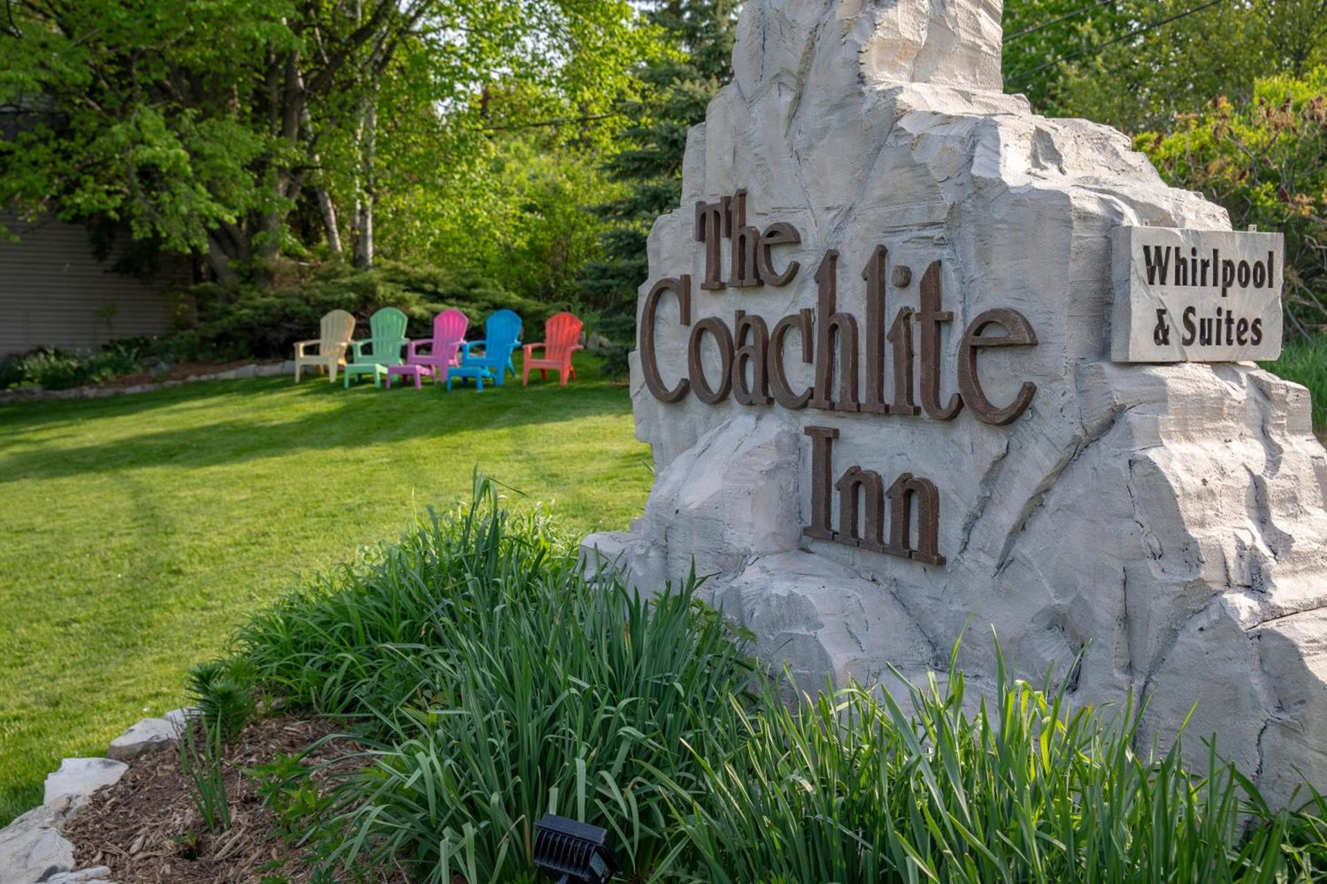 Coachlite Inn photo 65