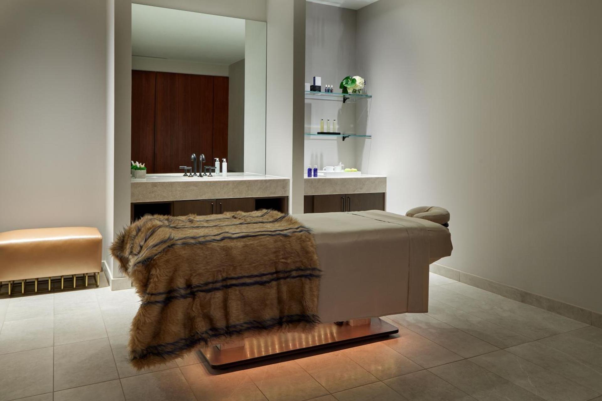 Thompson Dallas, by Hyatt photo 25