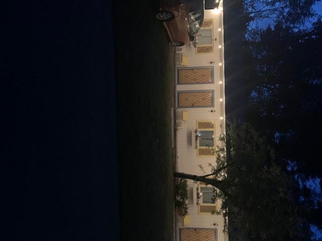 Yankee Trail Motel photo 2
