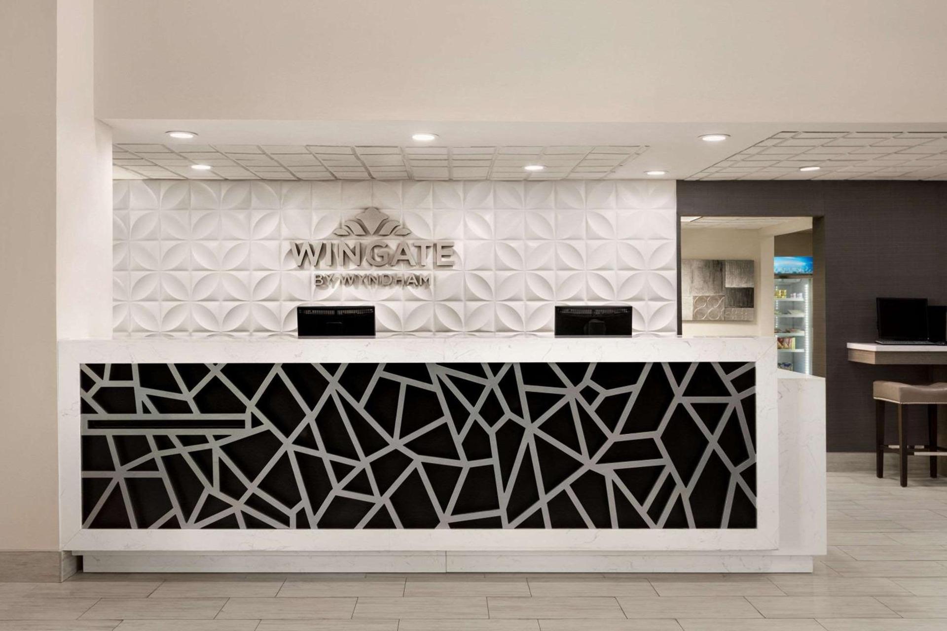 Wingate By Wyndham Montgomery photo 3