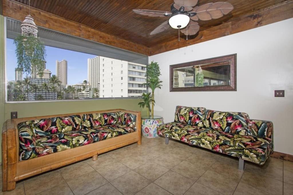 Hawaiian King photo 25