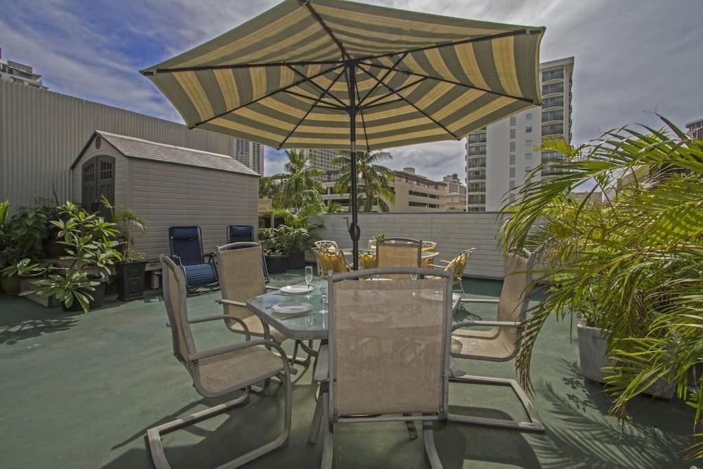 Hawaiian King photo 1