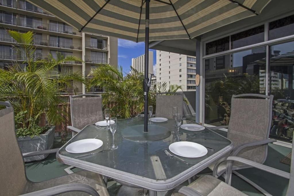 Hawaiian King photo 6